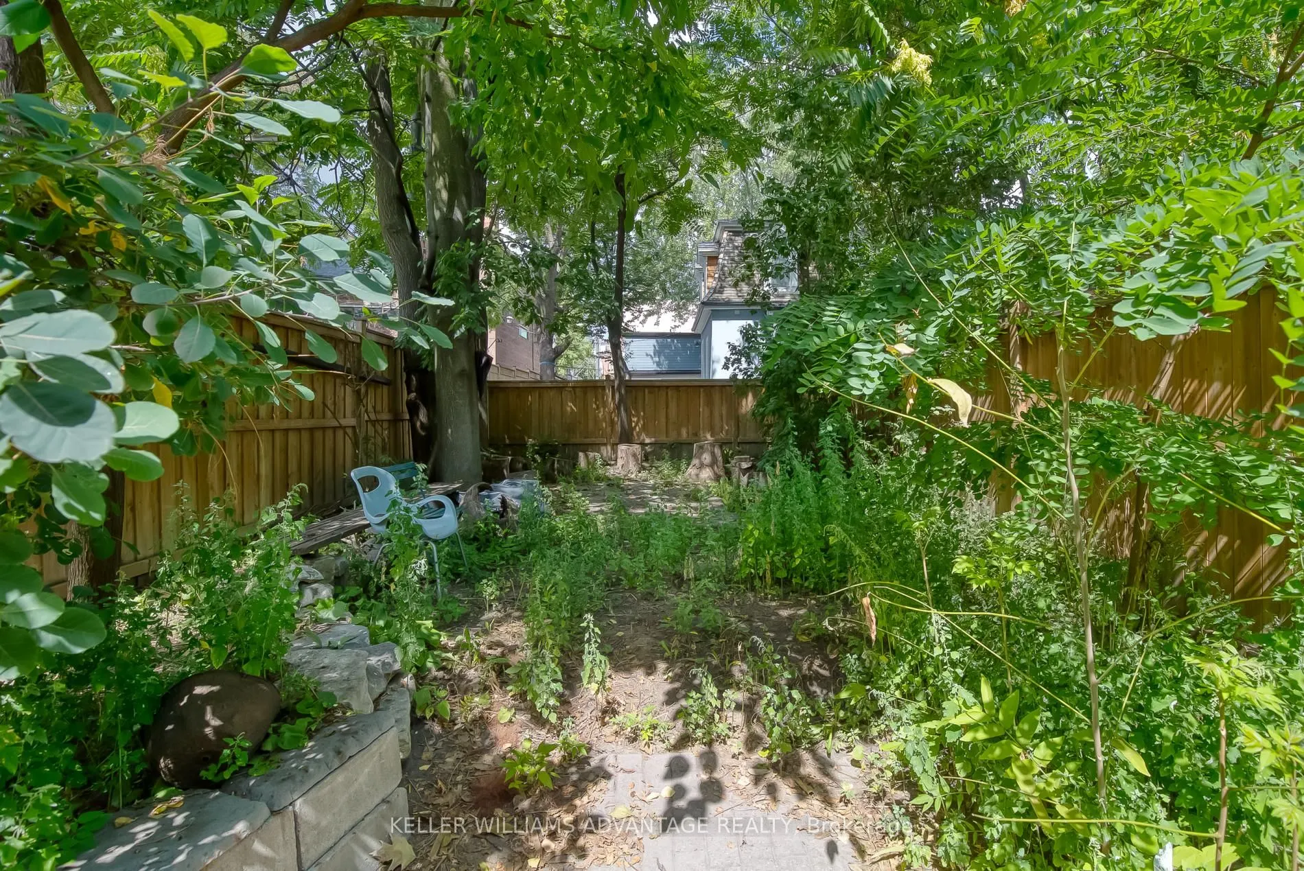254A Carlton Street
