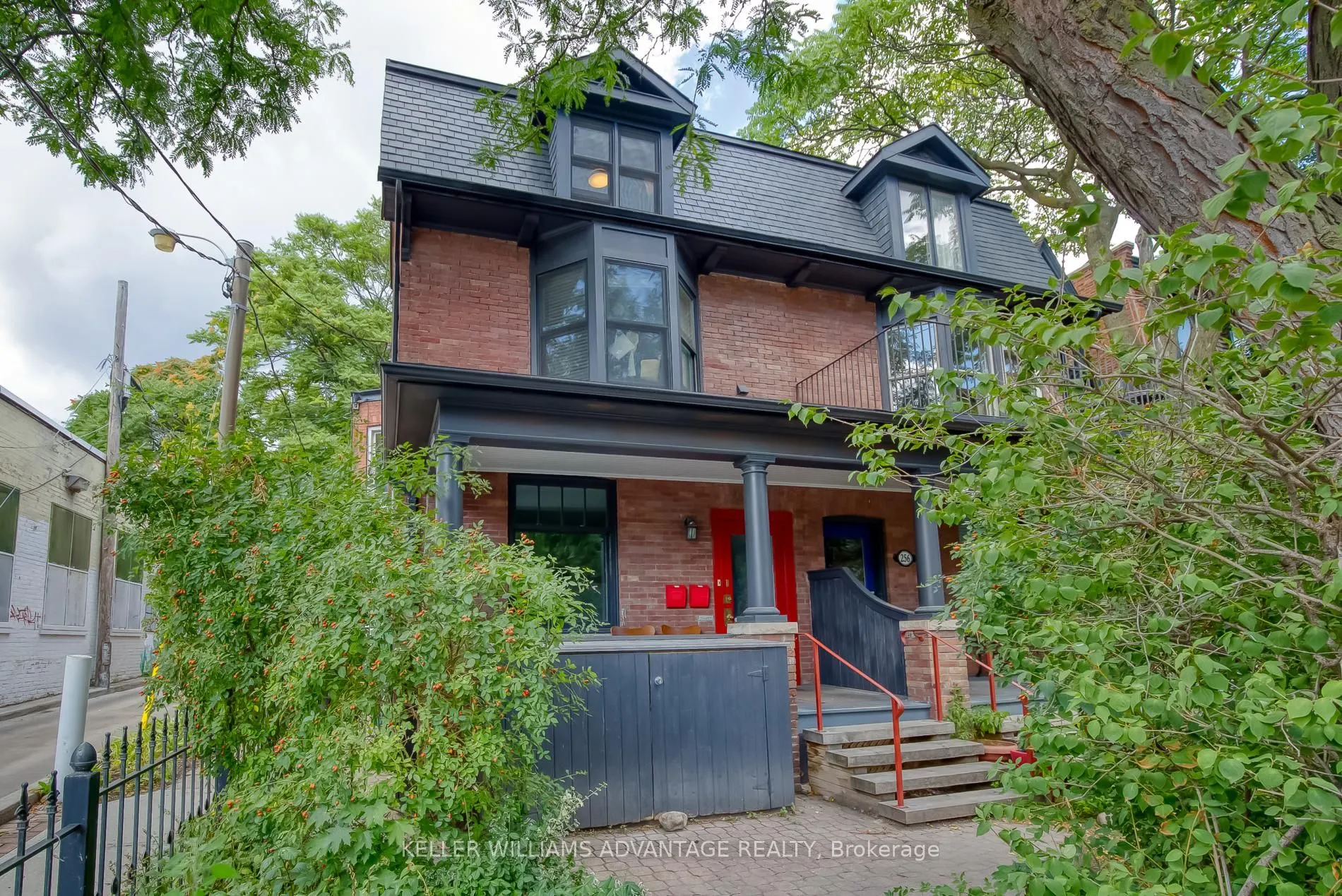 254A Carlton Street