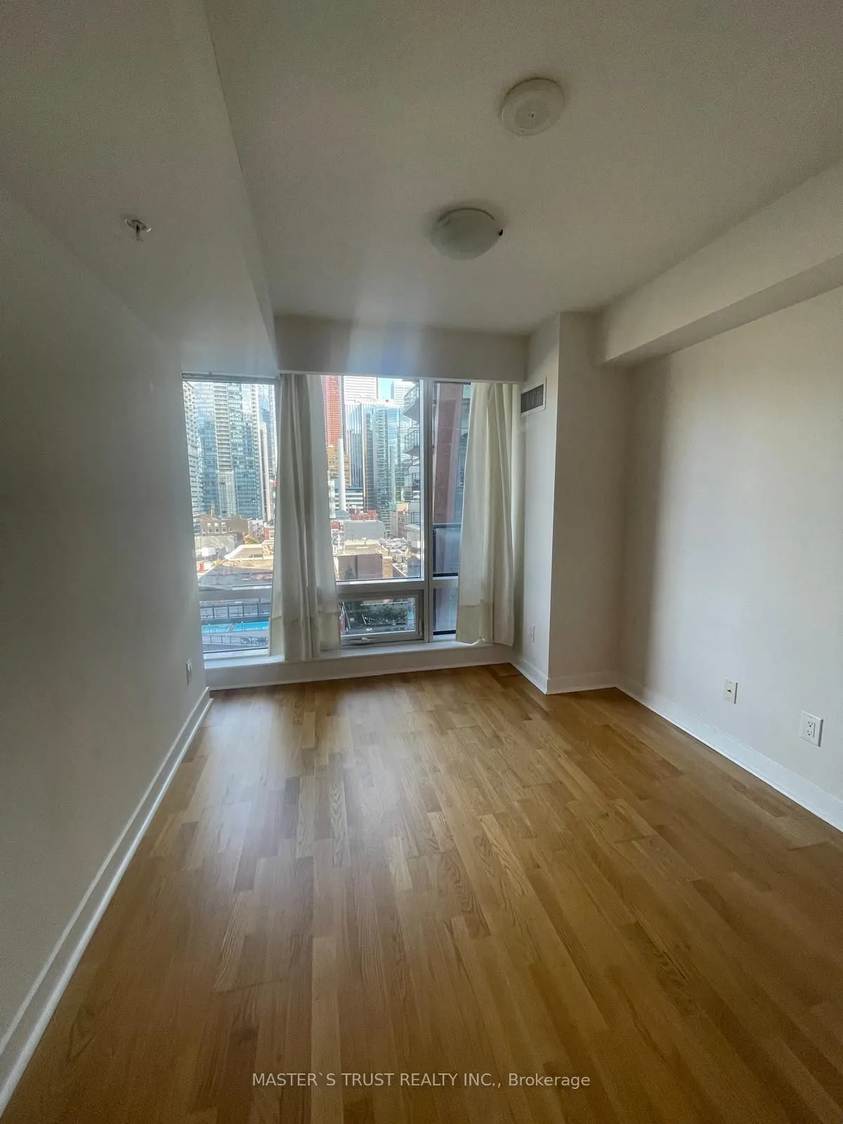295 Adelaide Street W, #1206