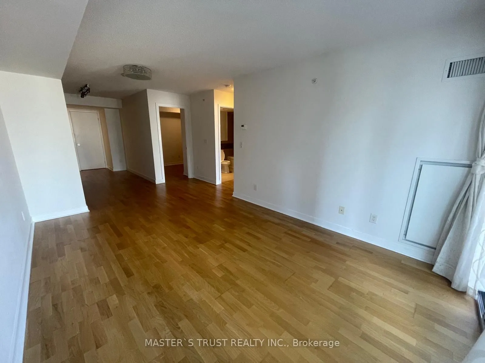 295 Adelaide Street W, #1206