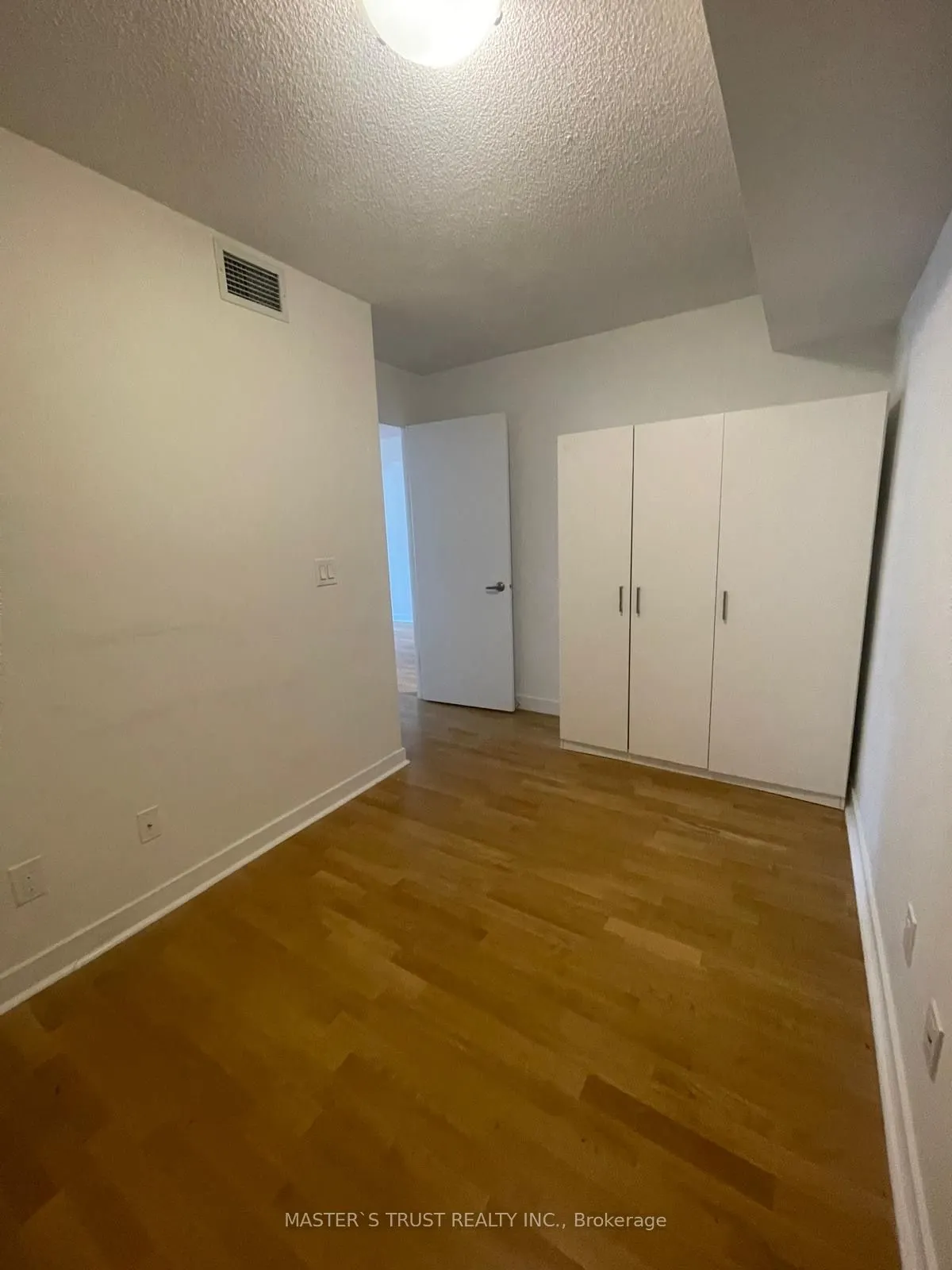 295 Adelaide Street W, #1206