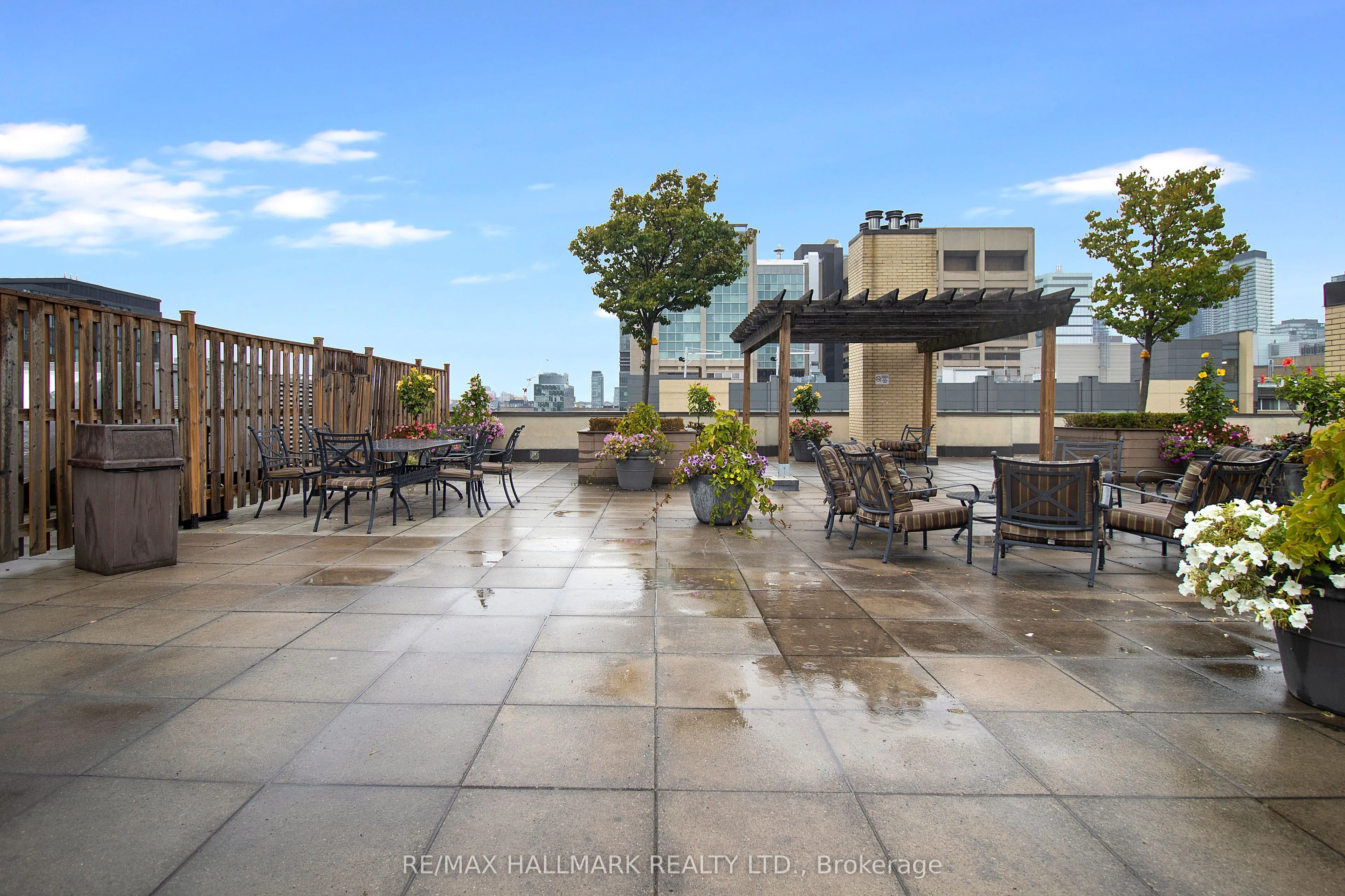 211 St Patrick Street, #307