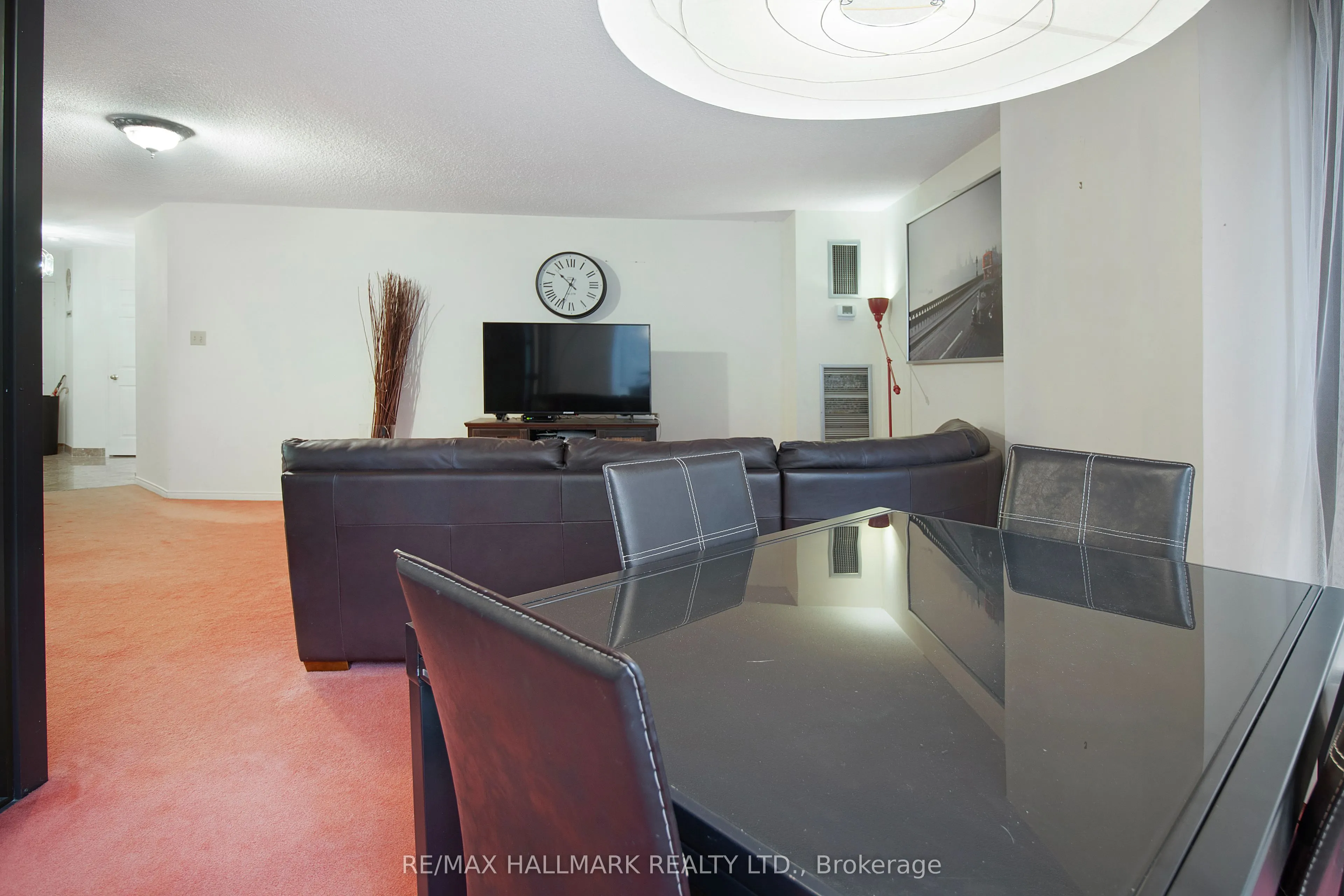 211 St Patrick Street, #307