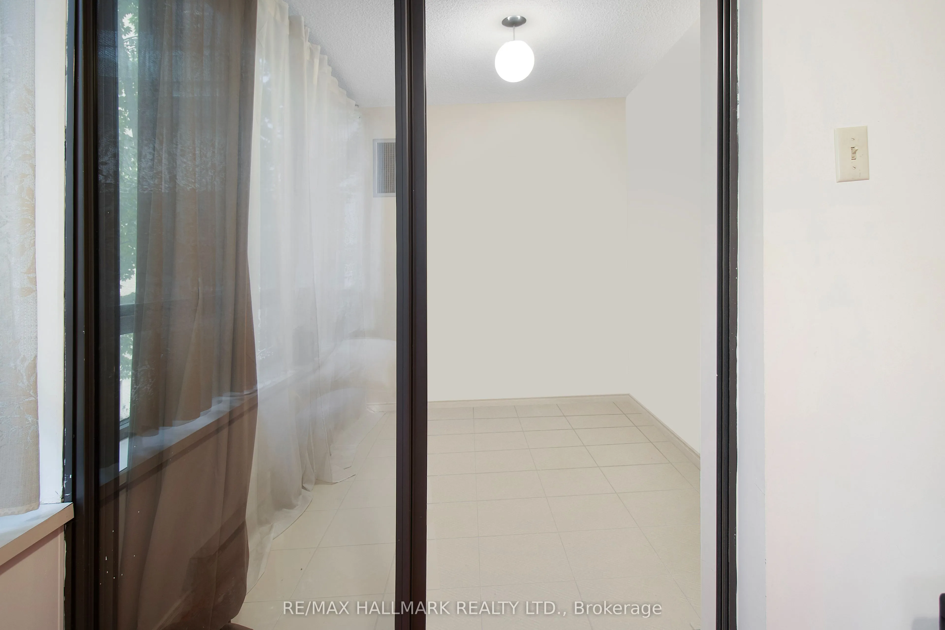211 St Patrick Street, #307