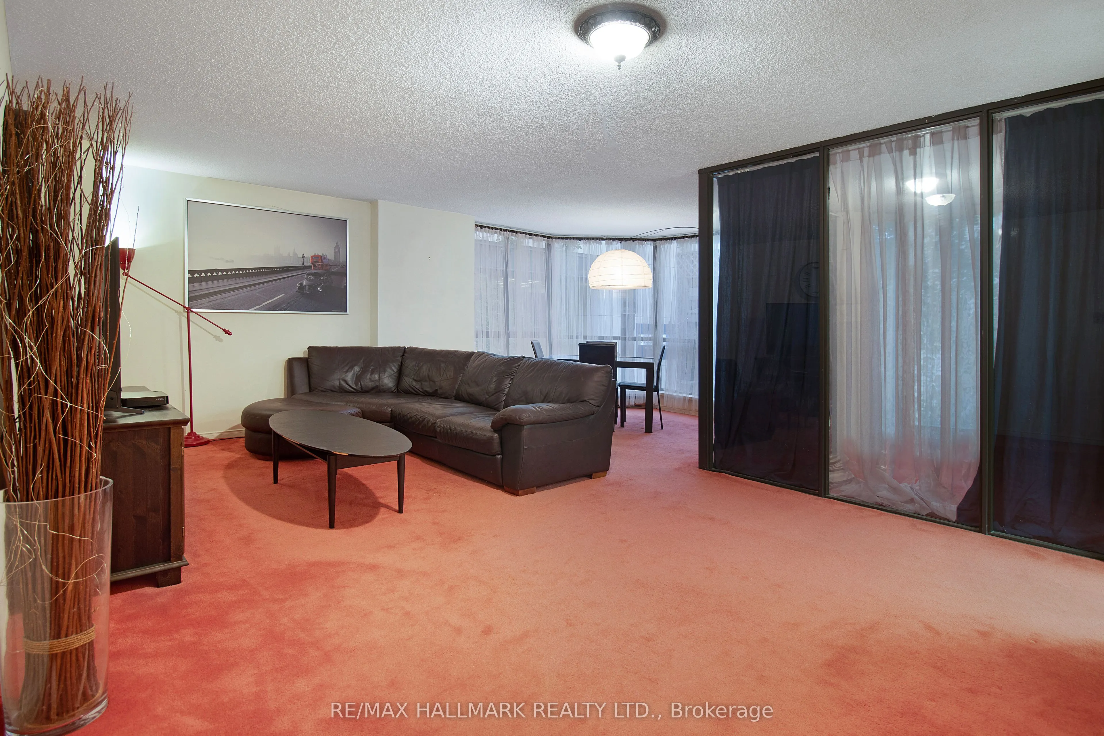211 St Patrick Street, #307