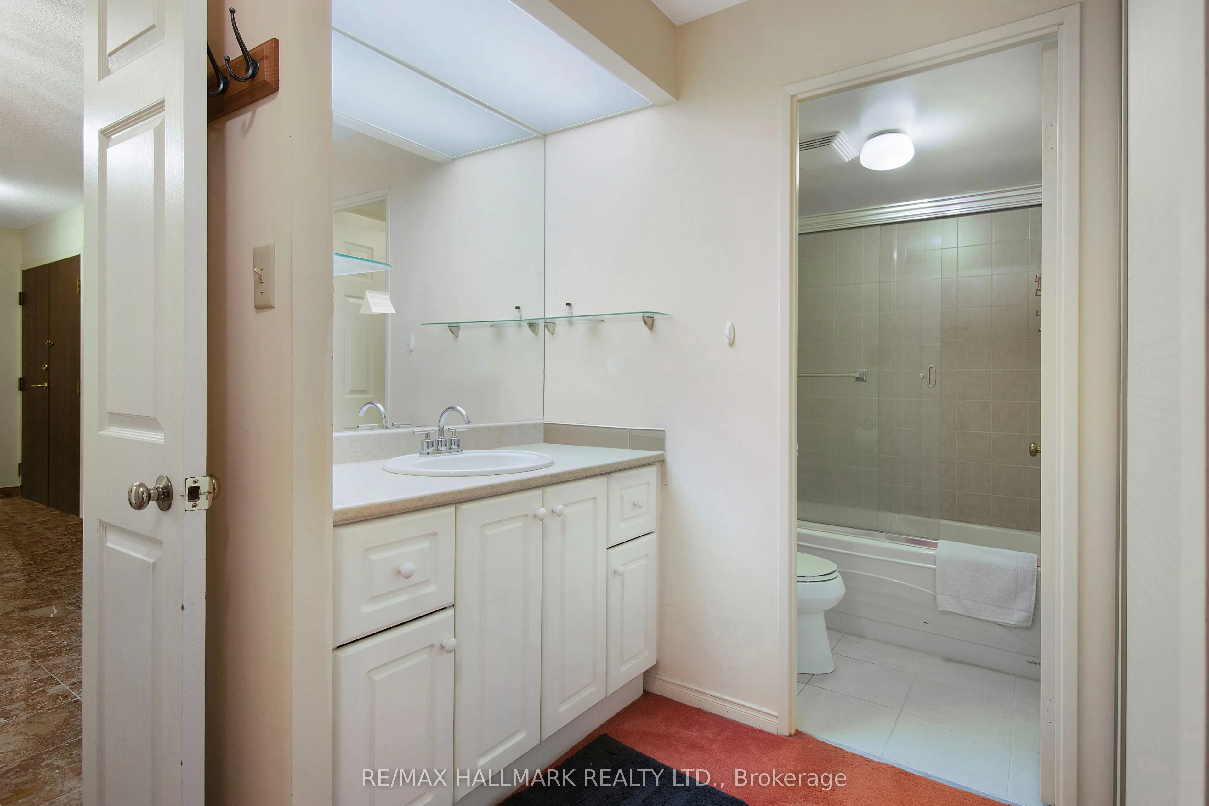 211 St Patrick Street, #307