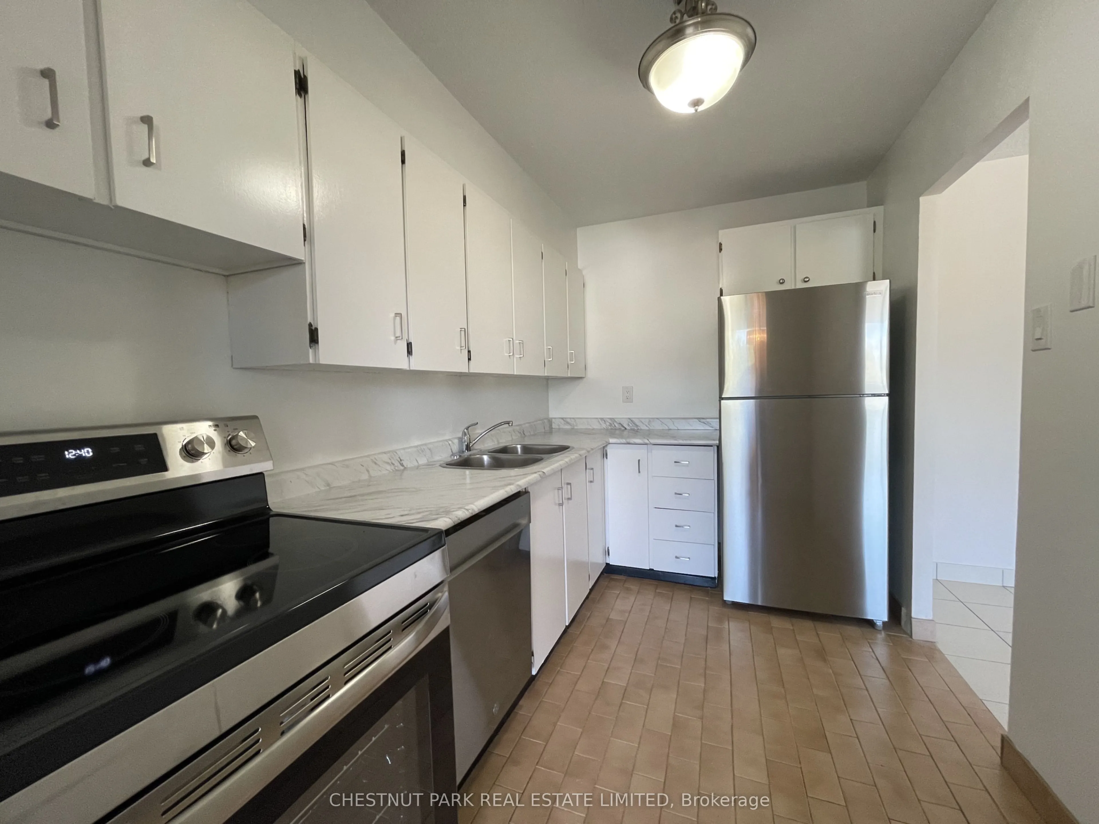 10 Sunrise Avenue, #415
