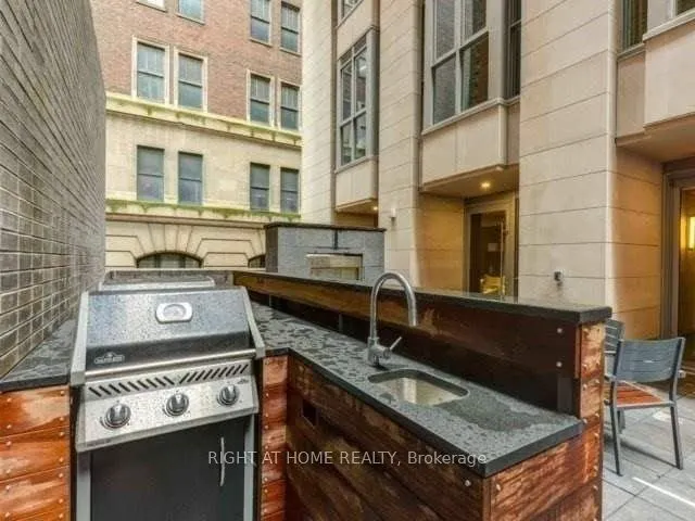 70 Temperance Street, #3904