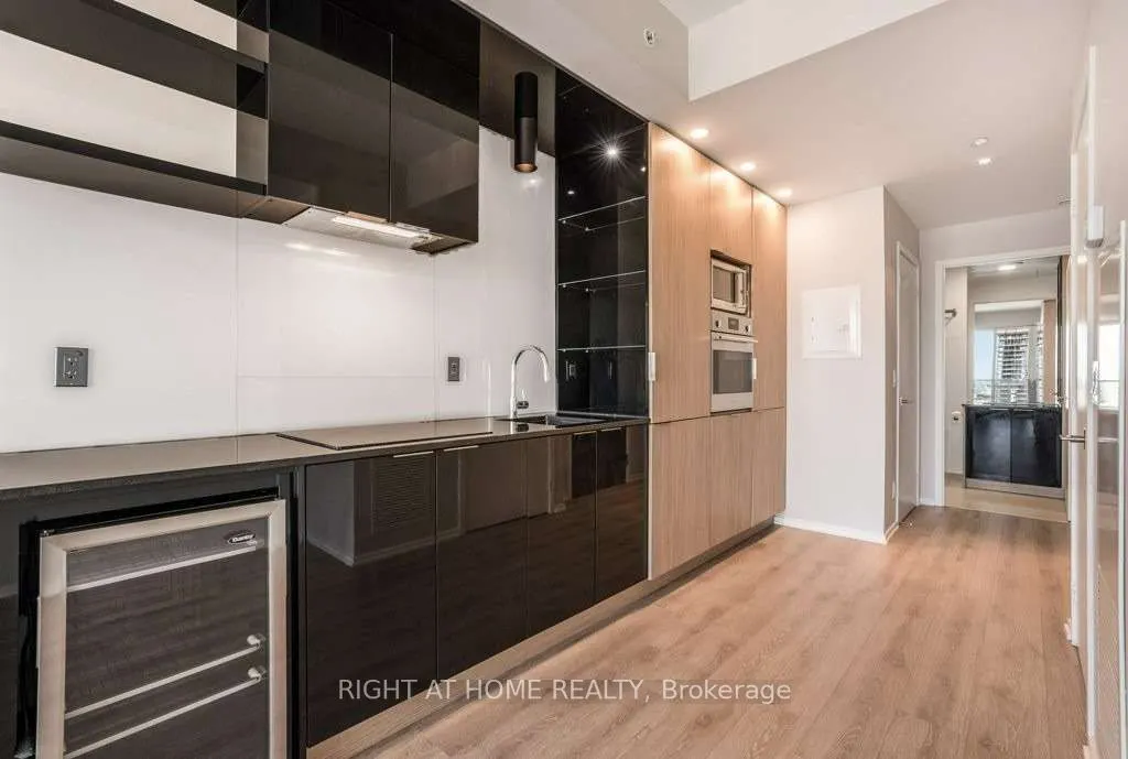 70 Temperance Street, #3904
