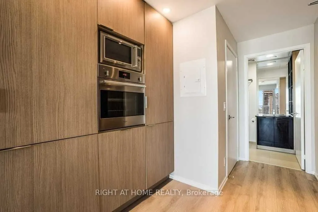 70 Temperance Street, #3904
