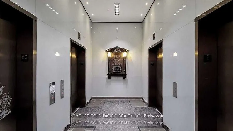 426 University Avenue, #1001