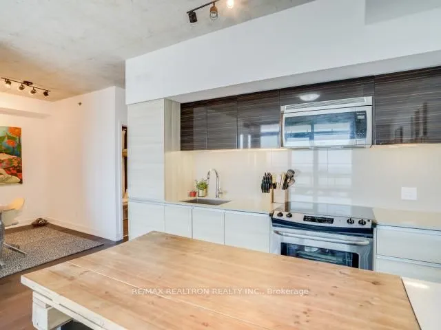 20 Minowan Miikan Lane, #1707