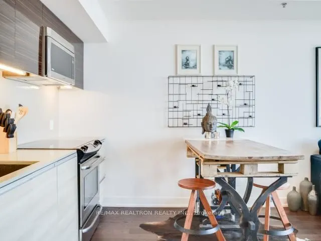 20 Minowan Miikan Lane, #1707