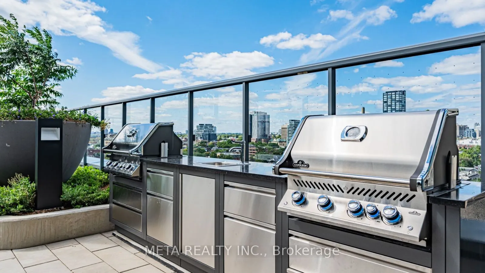 280 Dundas Street, #2404