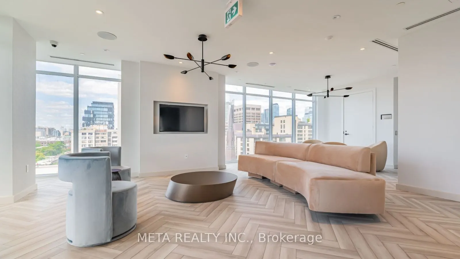280 Dundas Street, #2404
