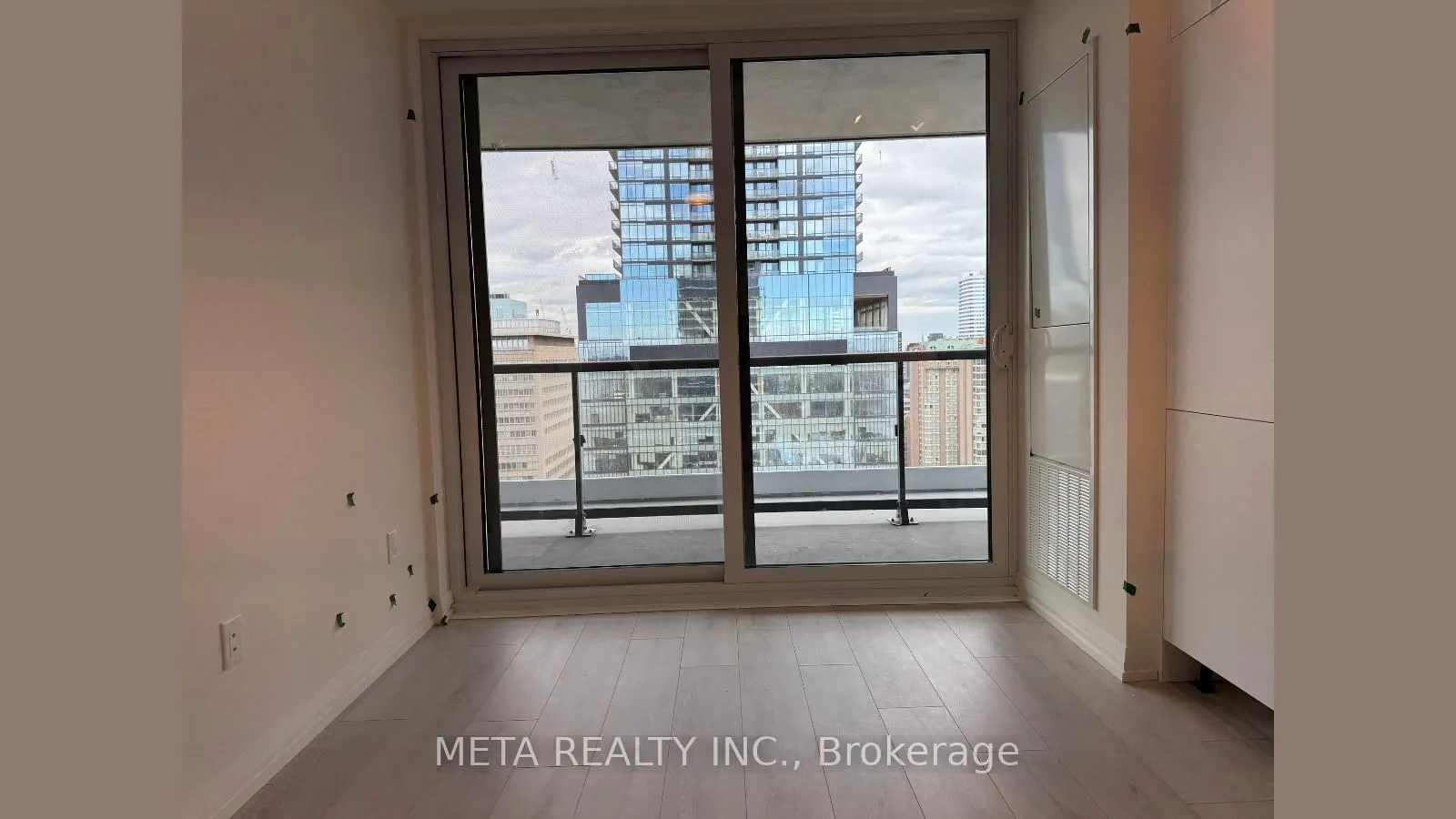 280 Dundas Street, #2404
