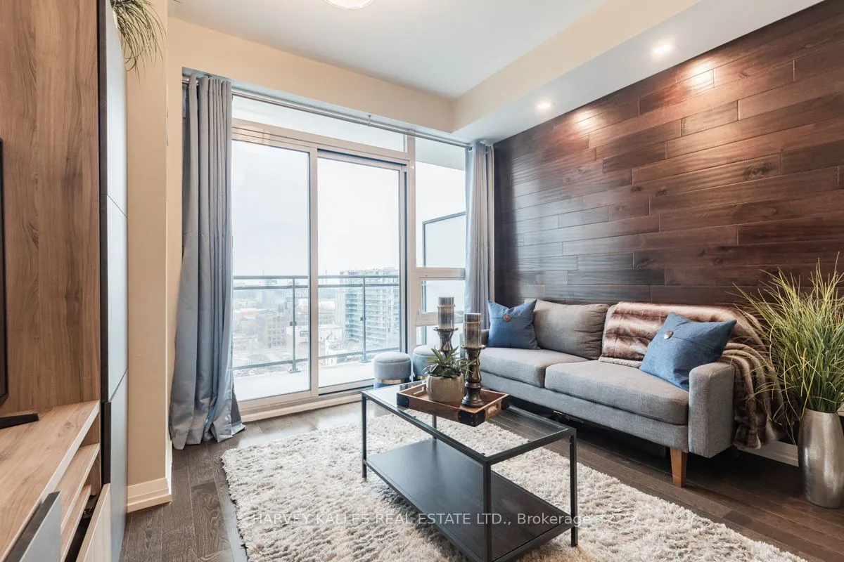460 Adelaide Street E, #1725