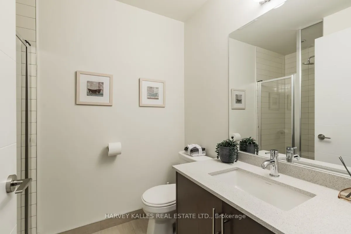 460 Adelaide Street E, #1725