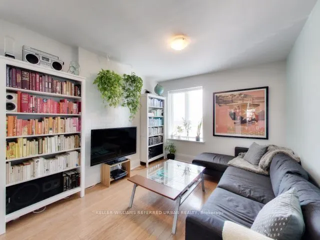 4 Stonehouse Crescent