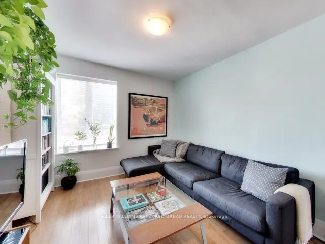 4 Stonehouse Crescent