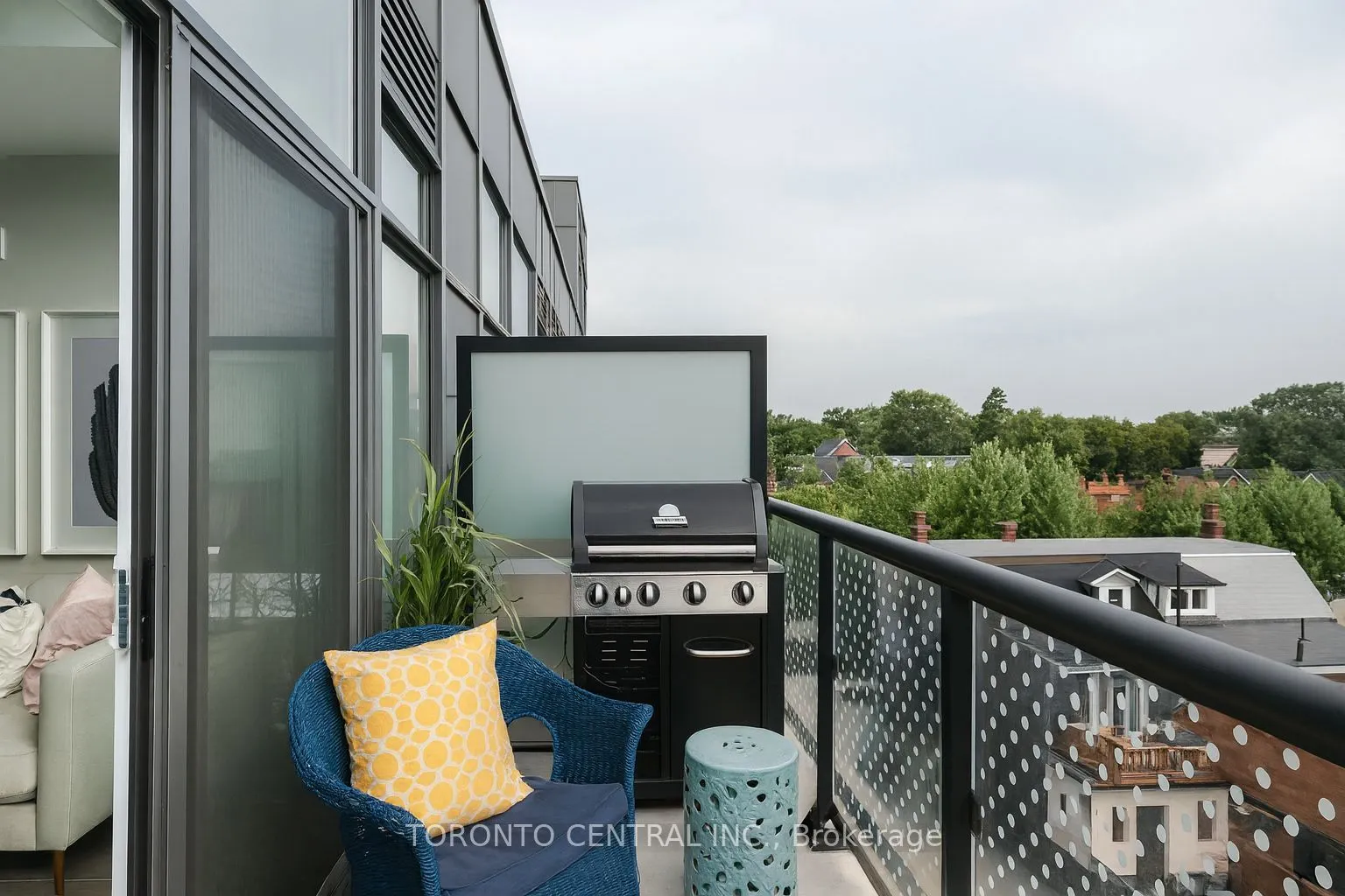 109 Ossington Avenue, #512
