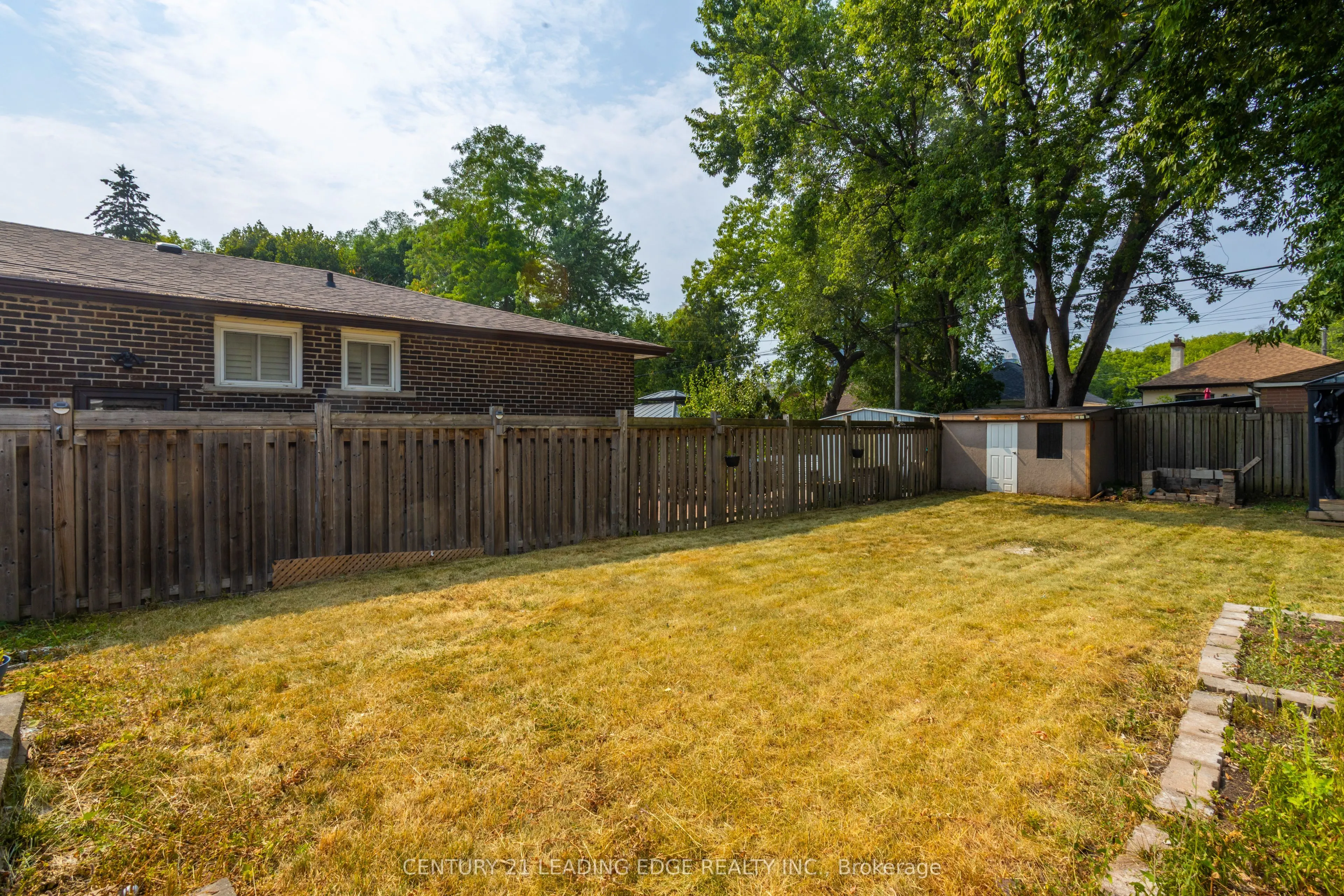 68 Nipigon Avenue