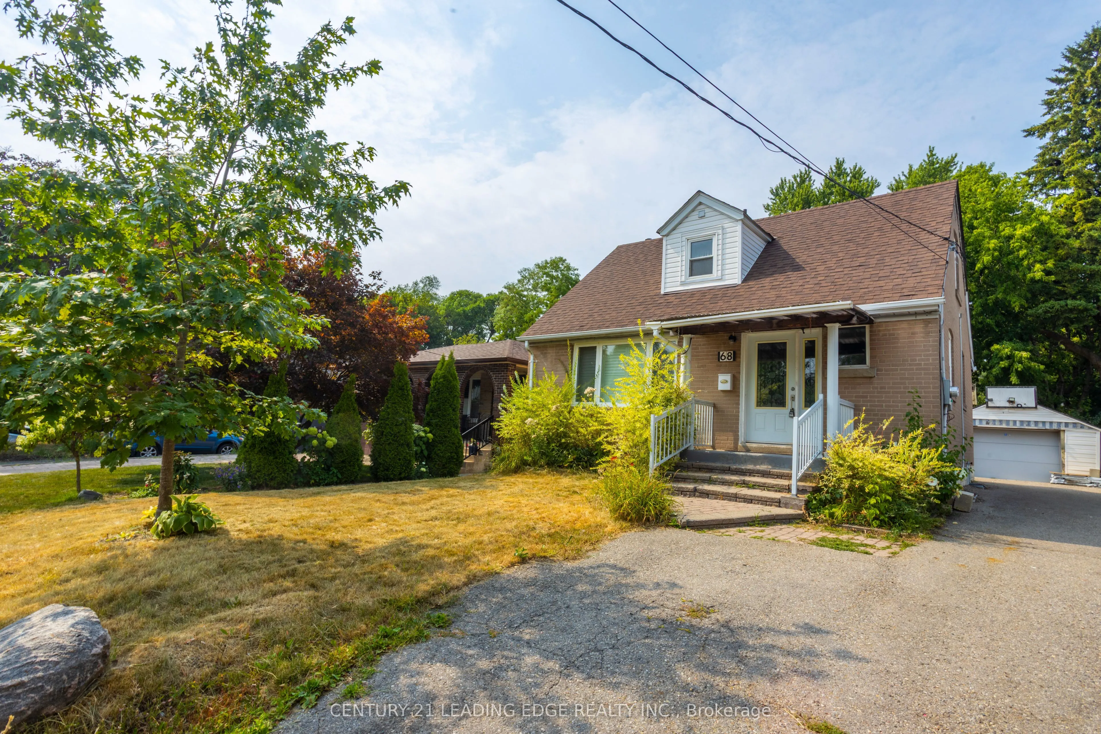 68 Nipigon Avenue