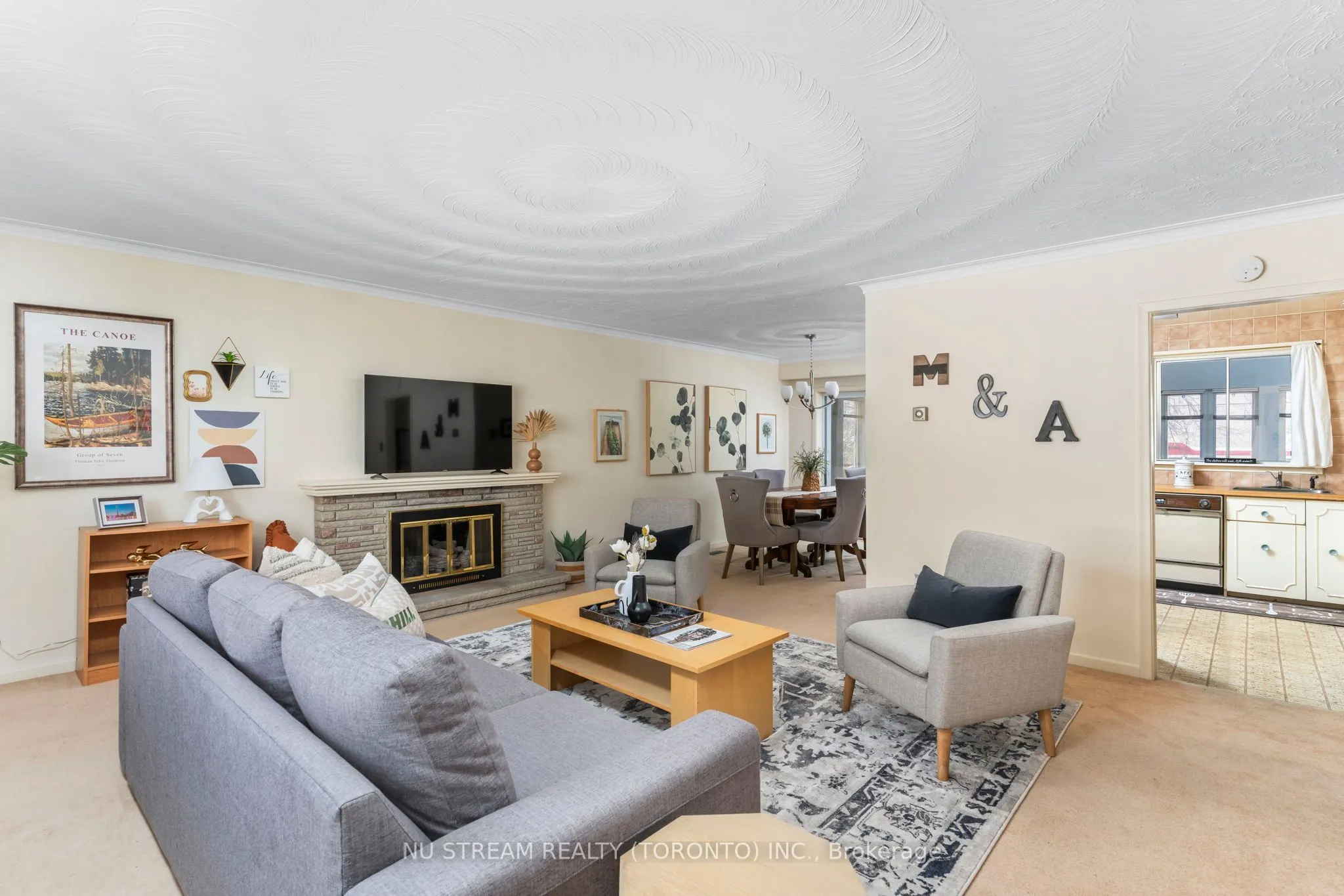 14 whitelock Crescent