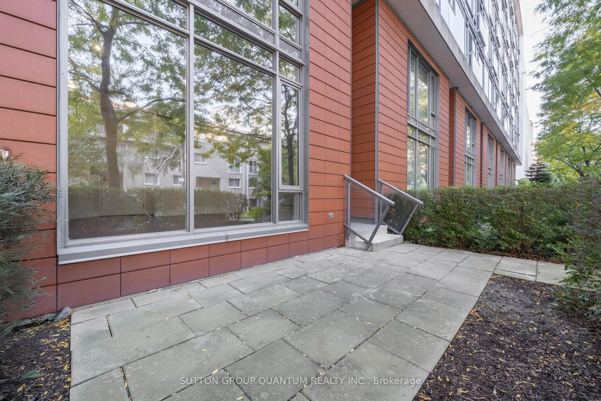 90 Stadium Road, #TH111