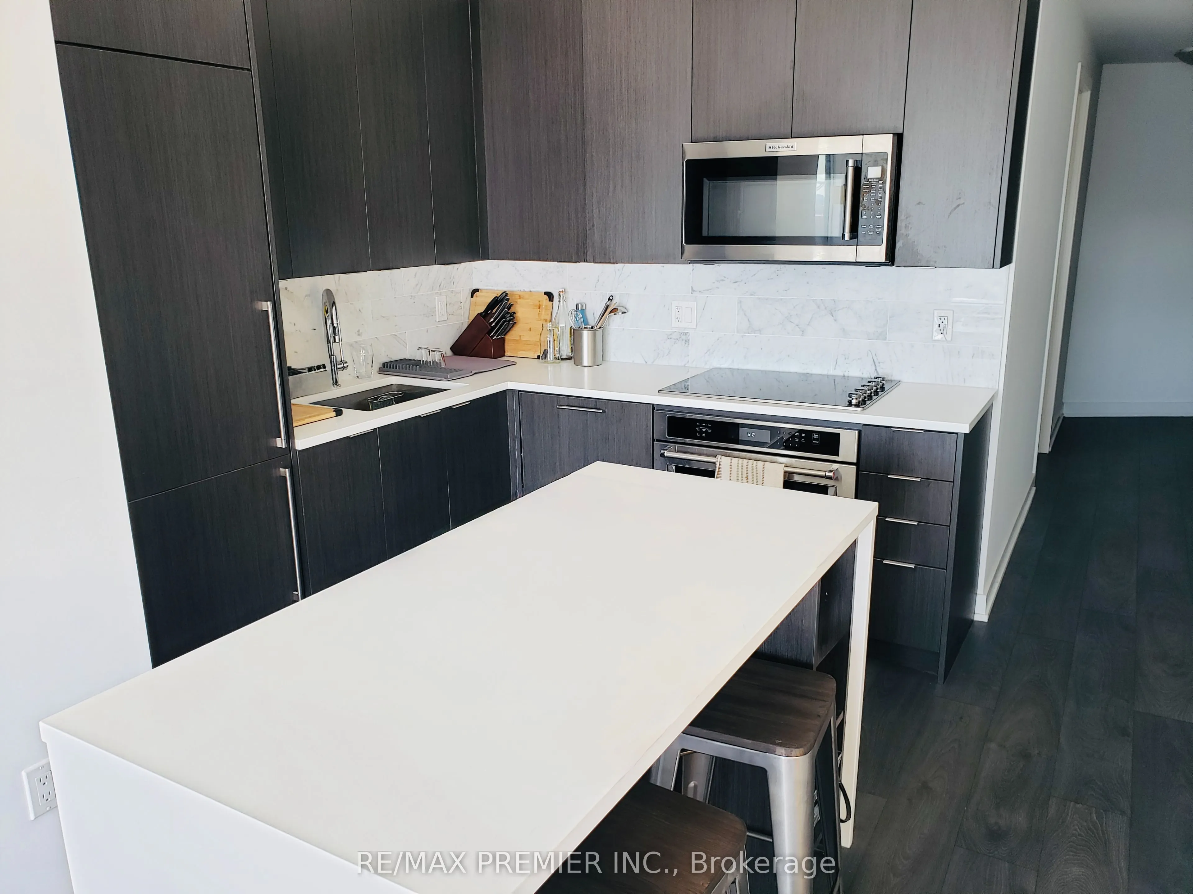 38 Iannuzzi Street, #2204