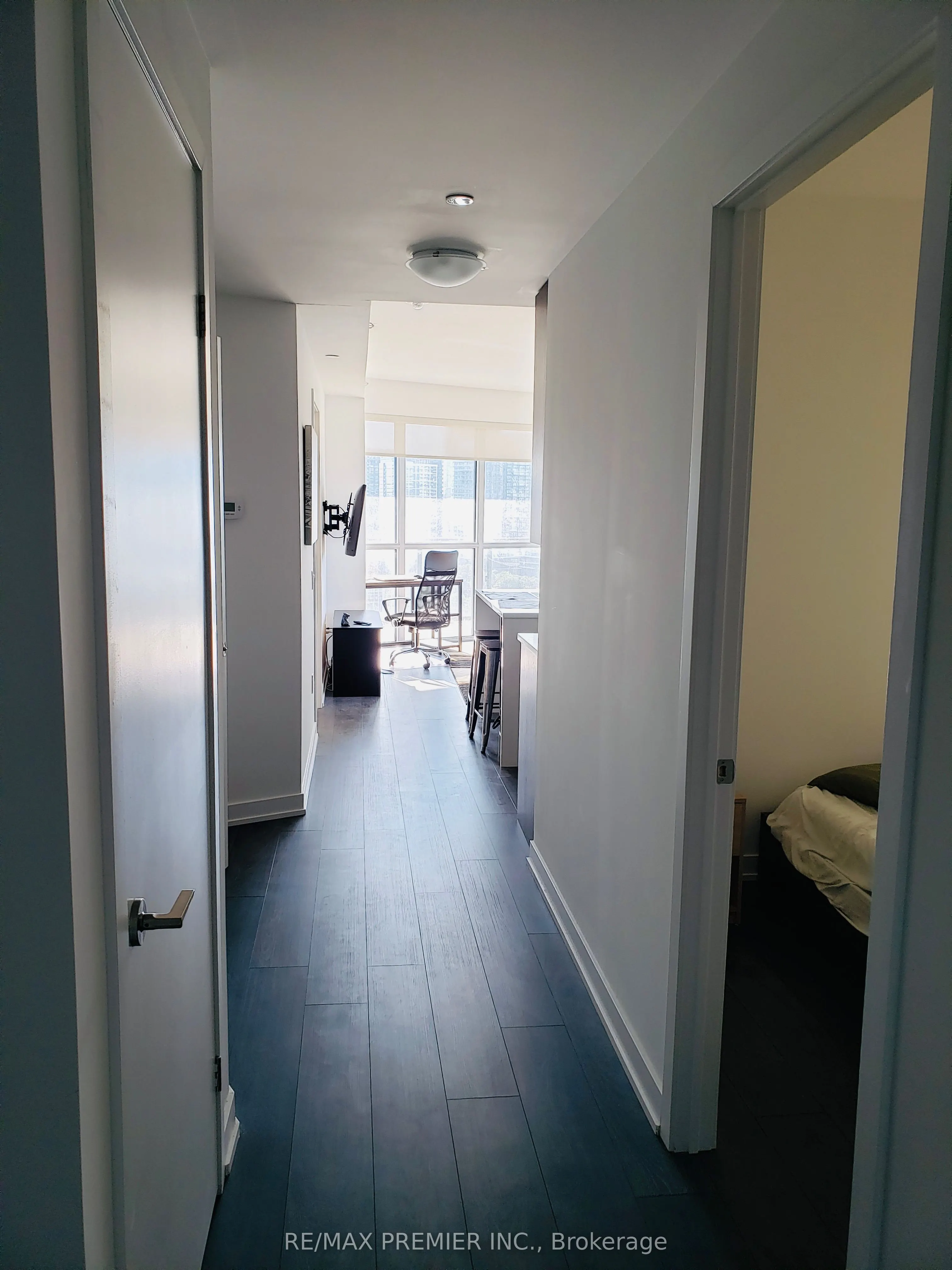 38 Iannuzzi Street, #2204