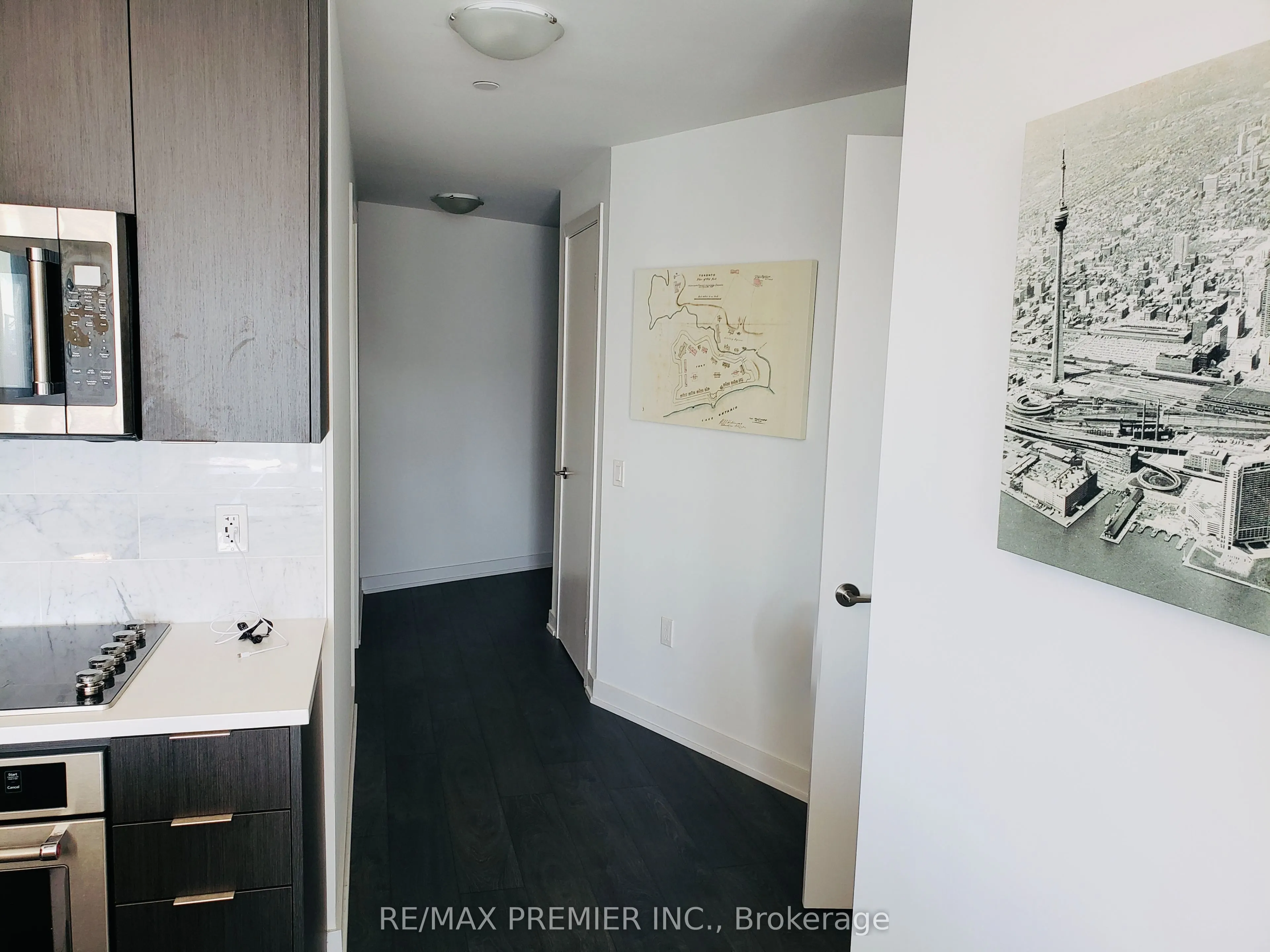 38 Iannuzzi Street, #2204