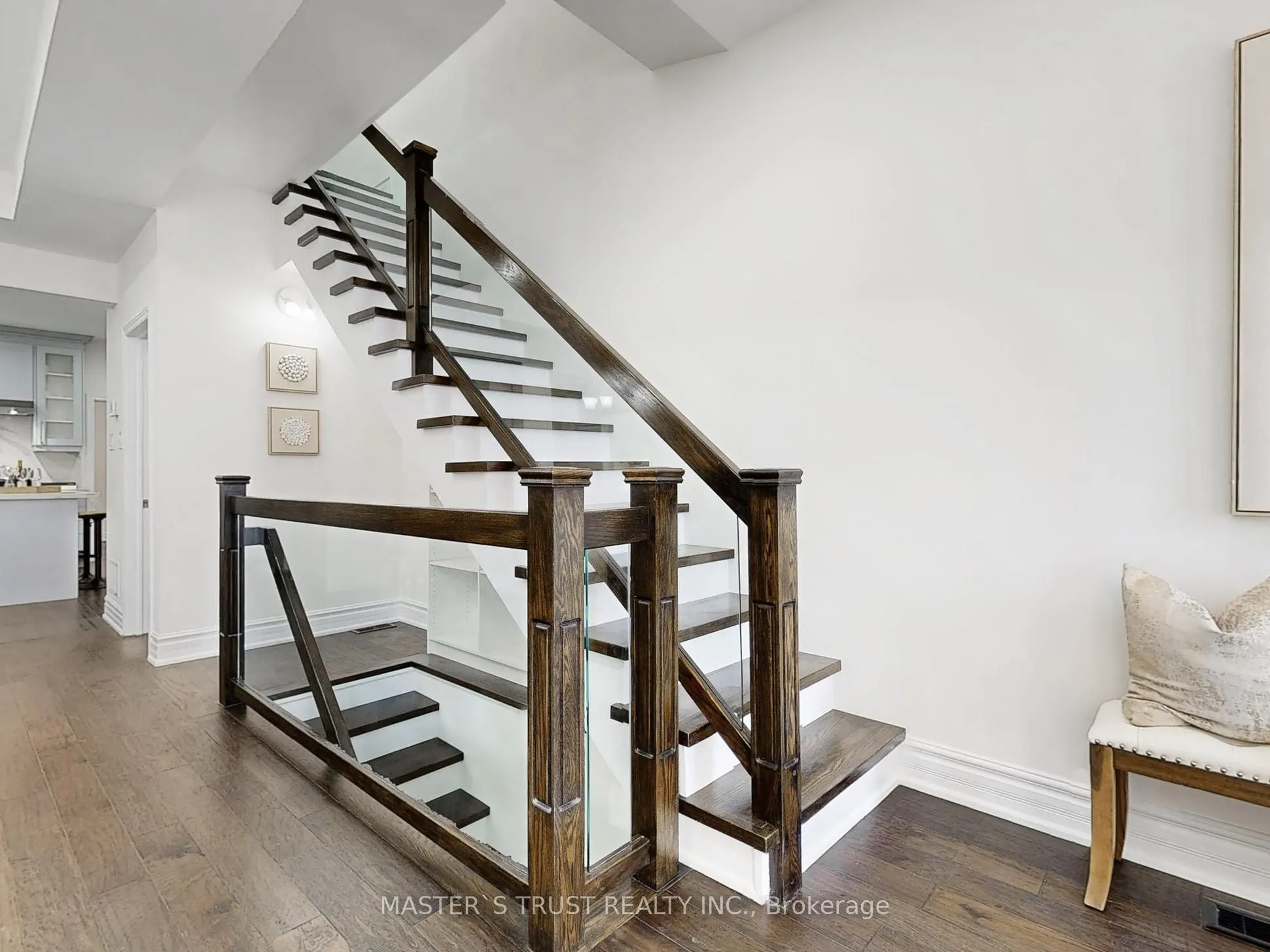 420 ossington Avenue