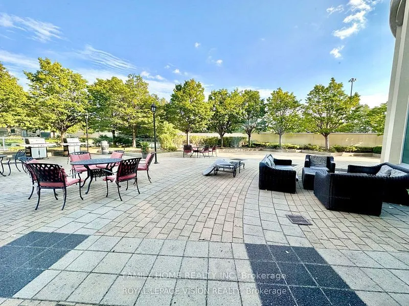 17 Barberry Place, #515