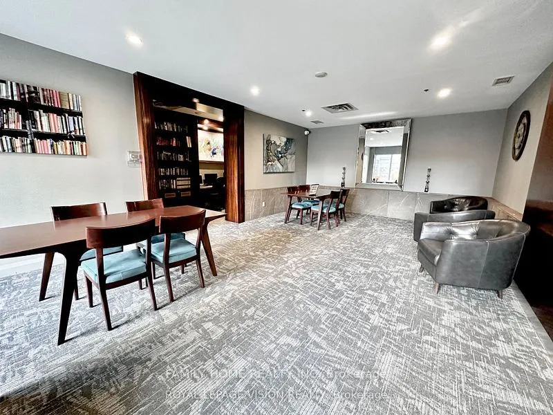 17 Barberry Place, #515