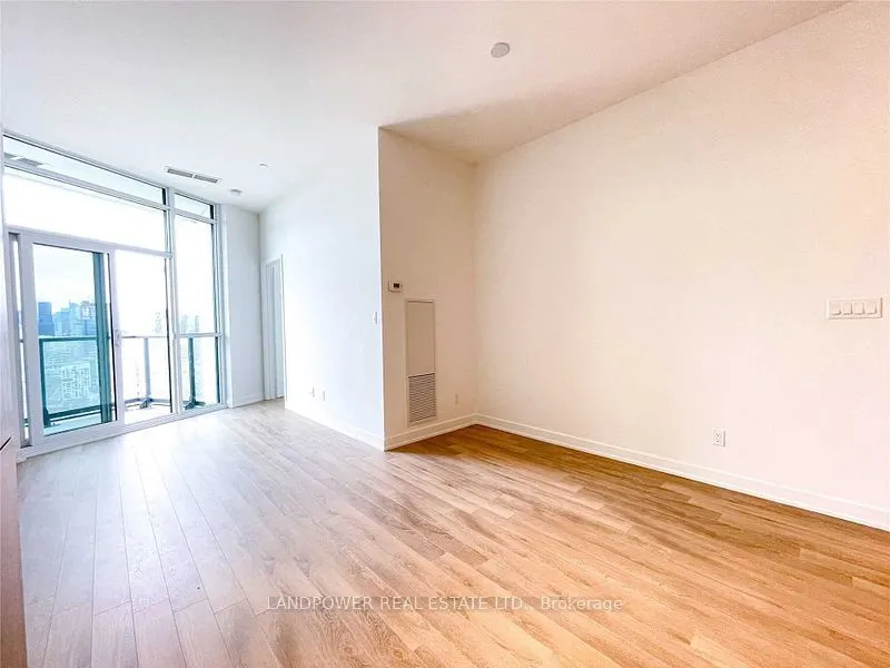 50 Ordnance Street, #3210