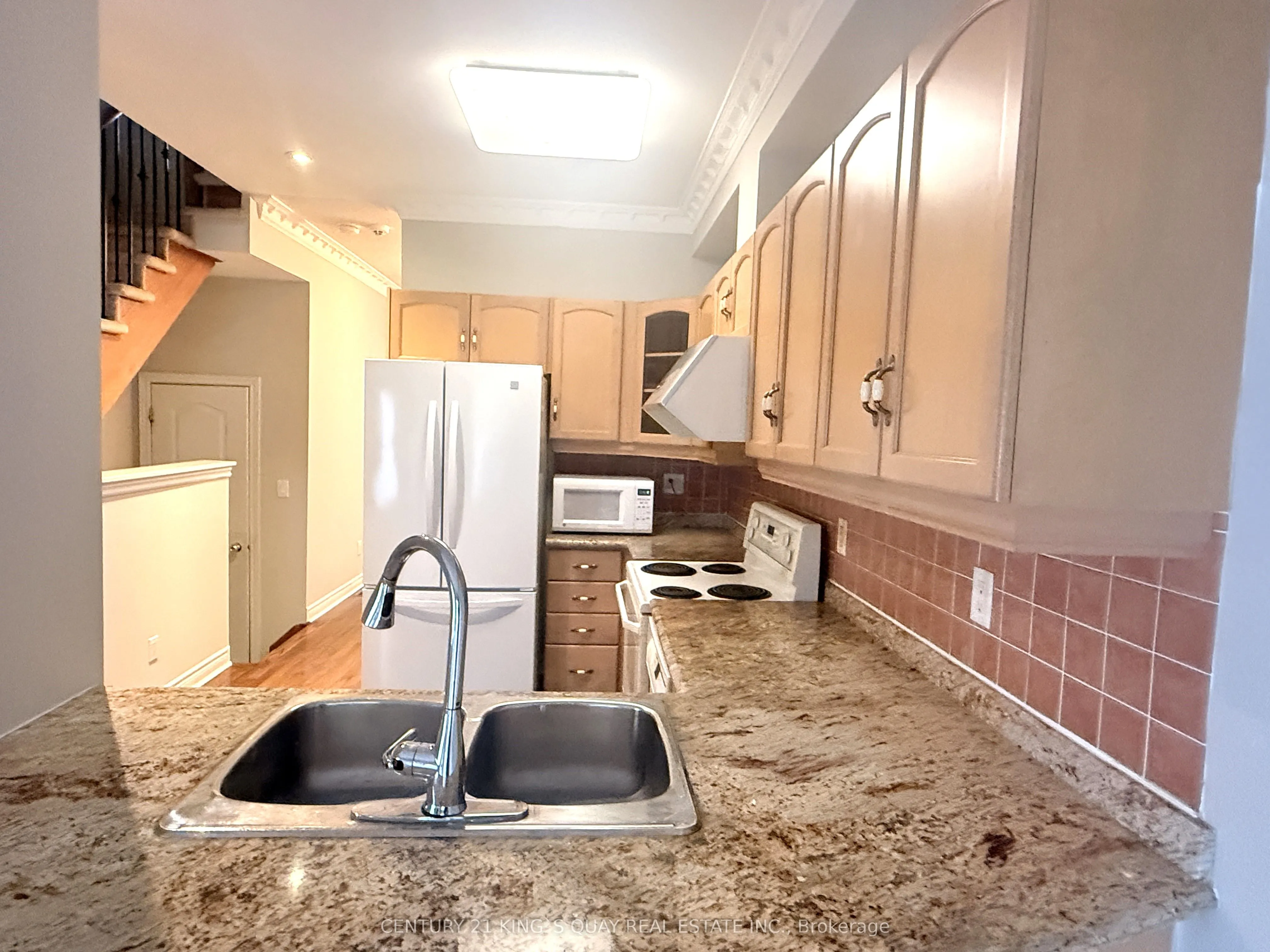 1 English Garden Way, #12