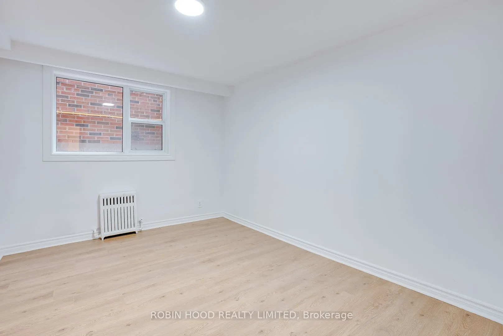 104 Gloucester Grove, #PH1