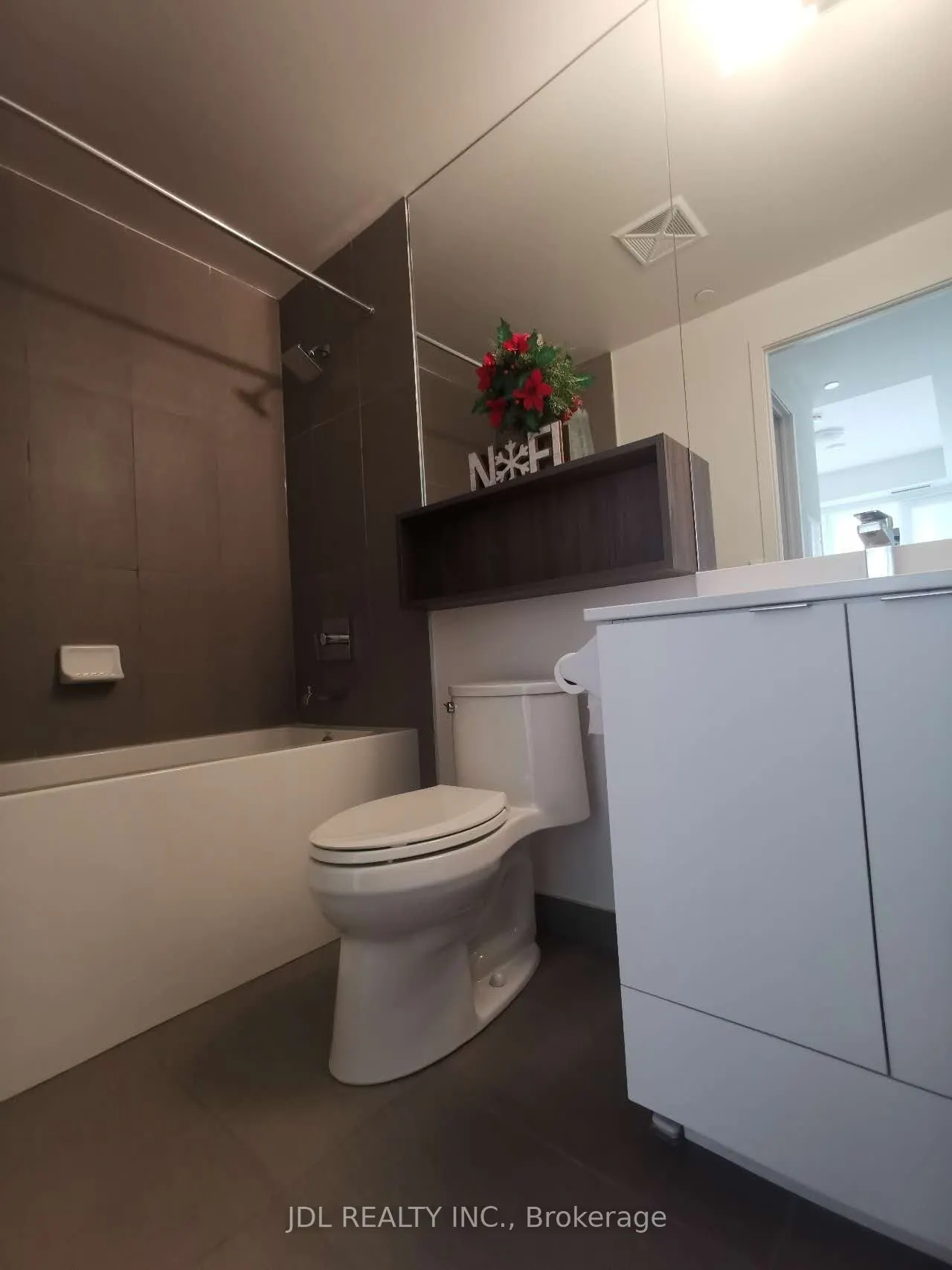 135 Lower Sherbourne Street E, #761