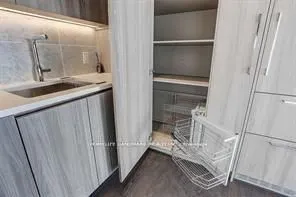 85 Mcmahon Drive, #2309