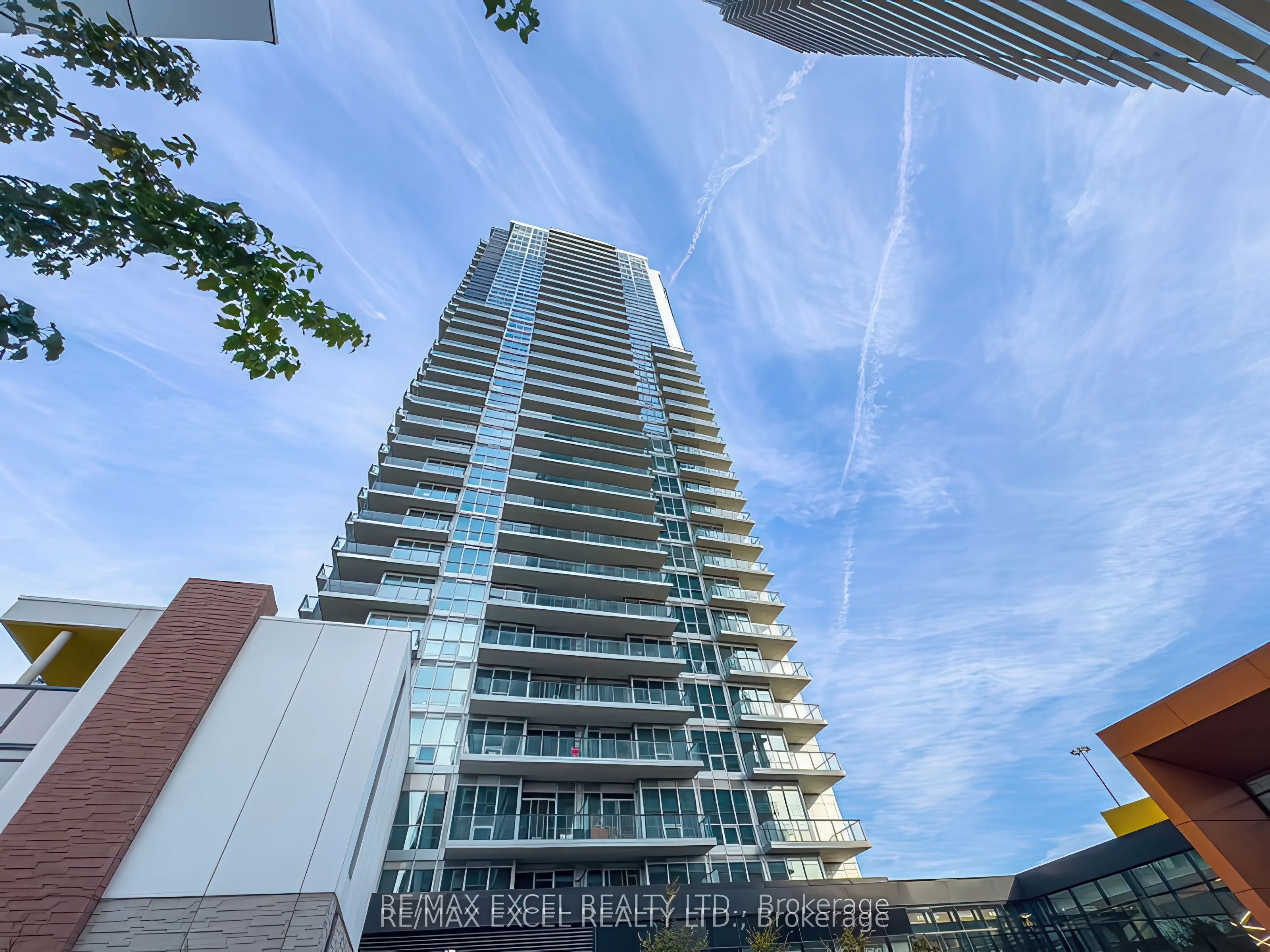 95 McMahon Drive, #2209