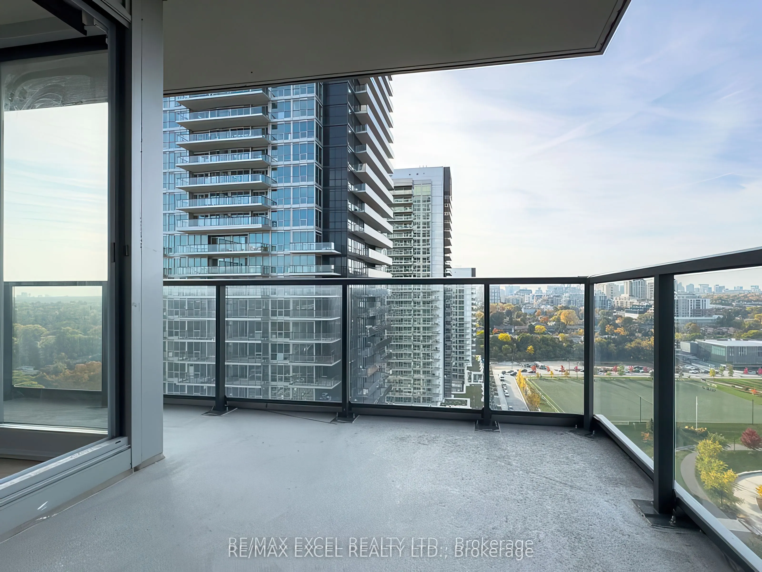 95 McMahon Drive, #2209