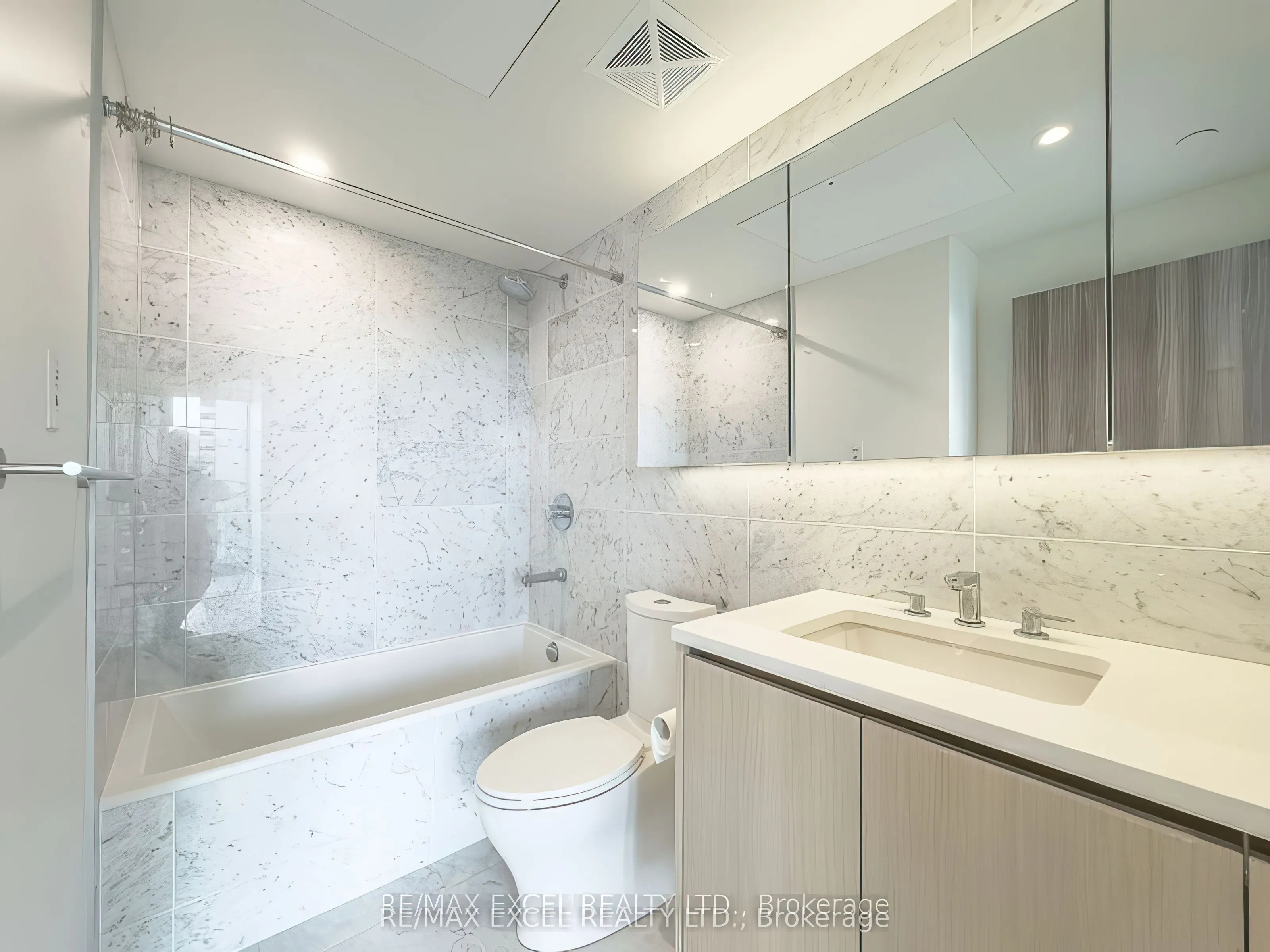 95 McMahon Drive, #2209