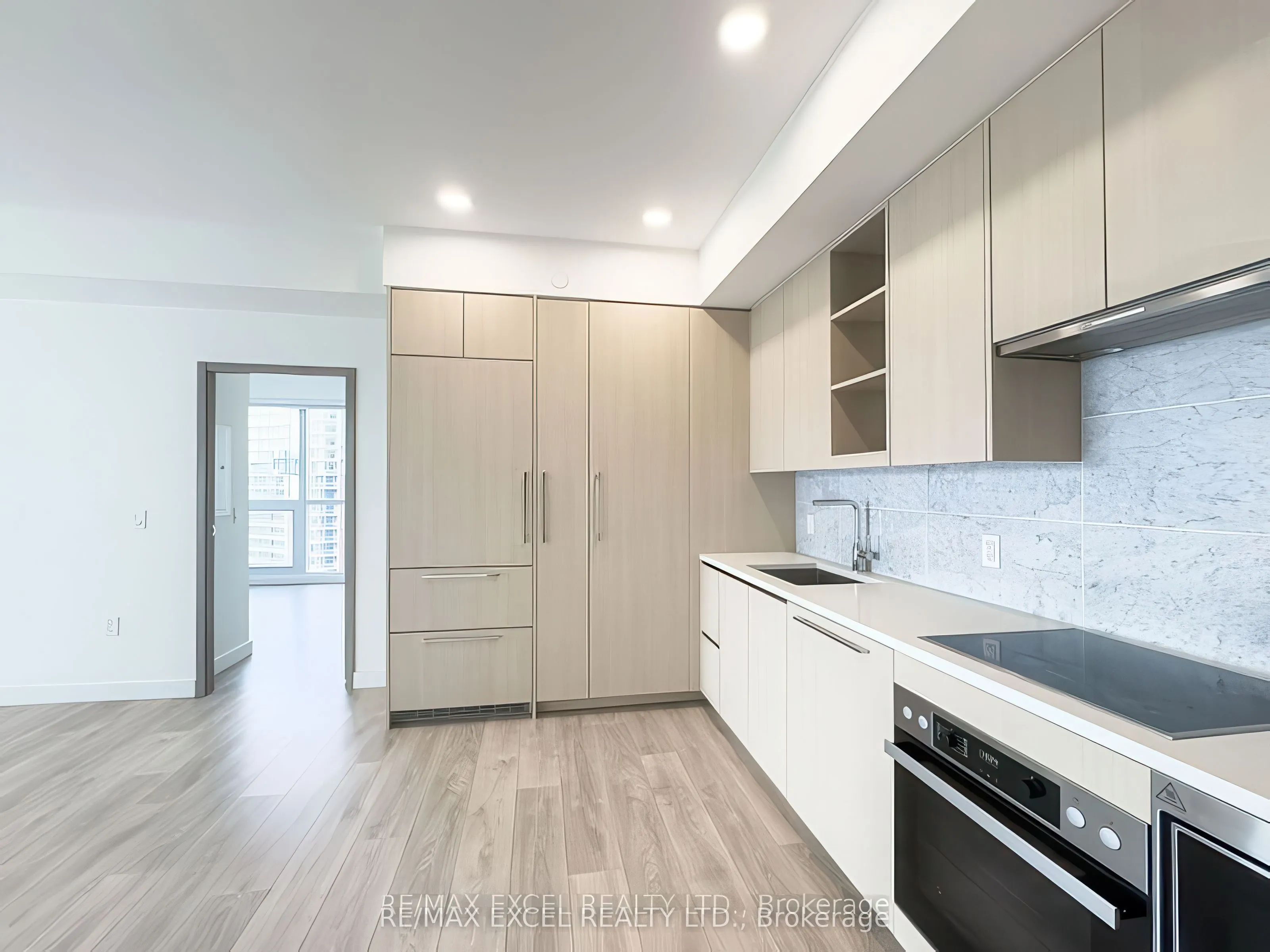 95 McMahon Drive, #2209