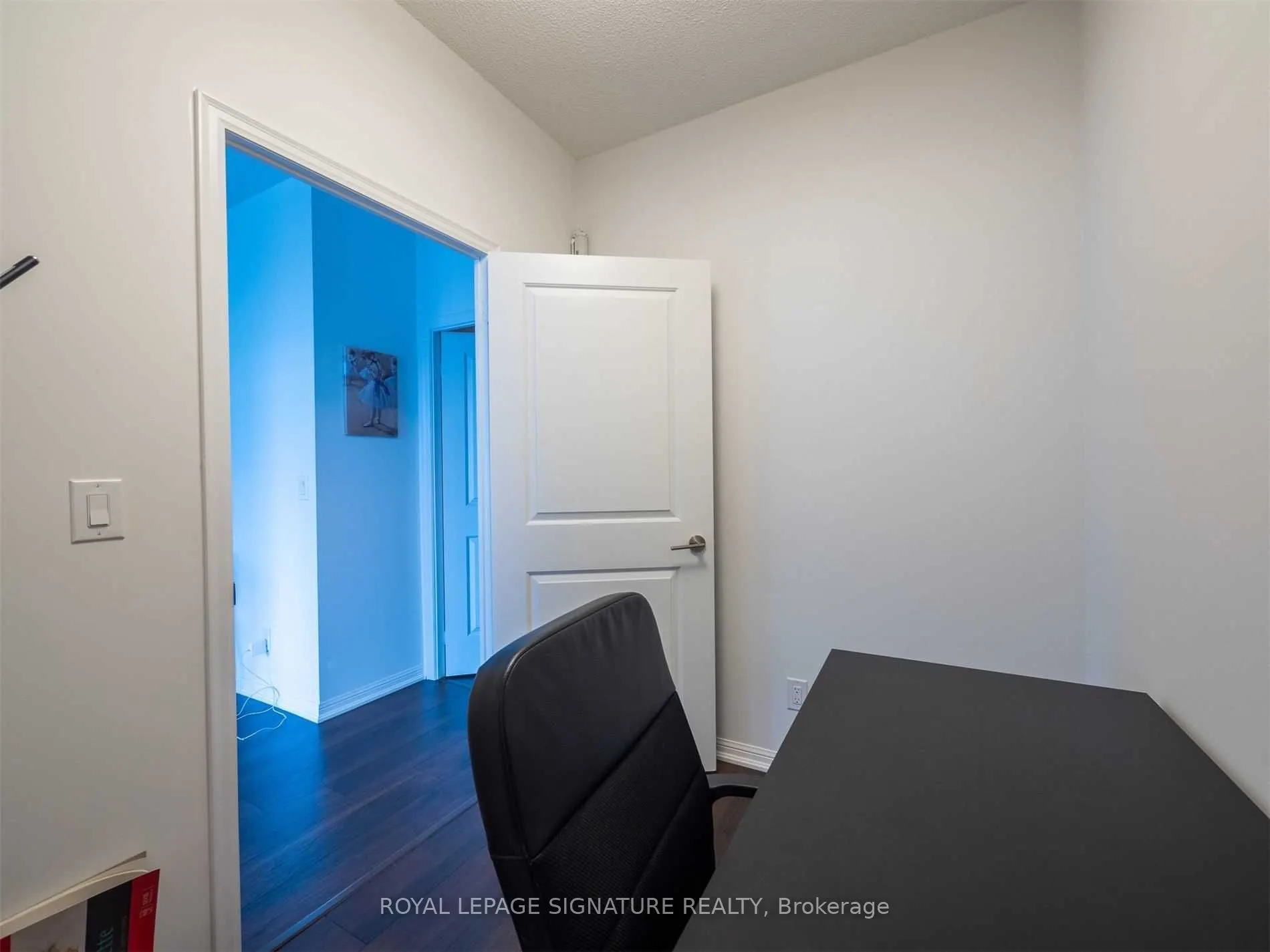 35 Bastion Street, #2012