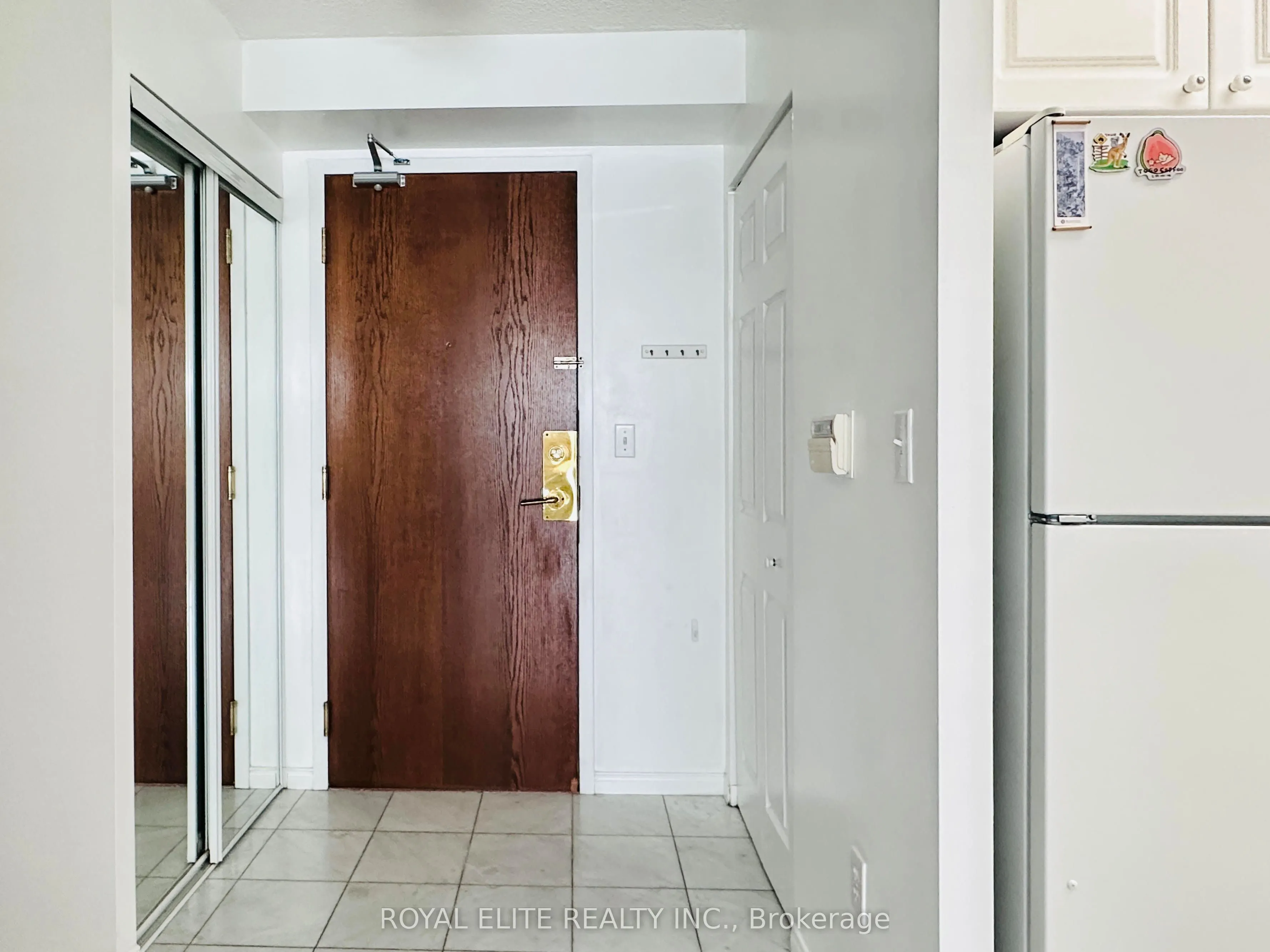1 Pemberton Avenue, #2001