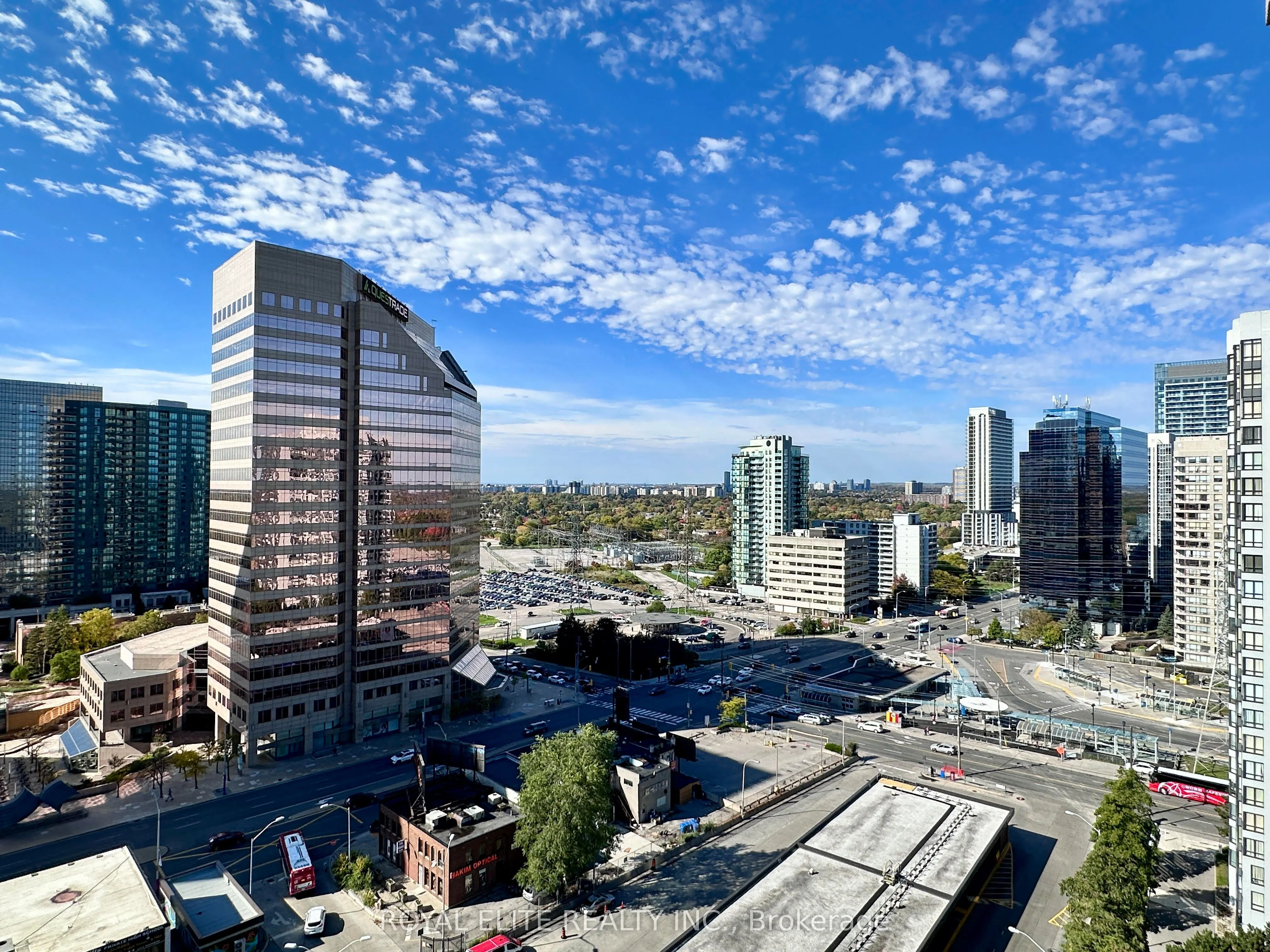 1 Pemberton Avenue, #2001