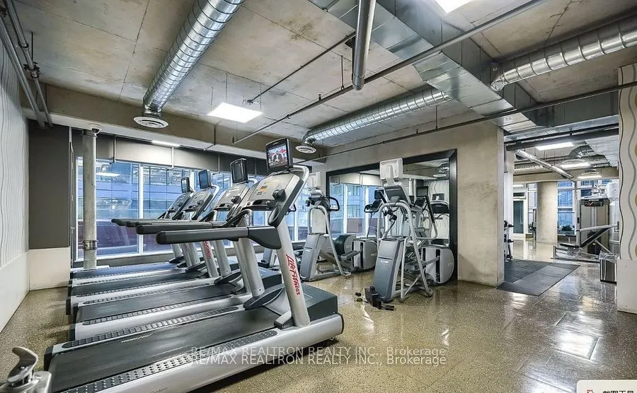 21 Widmer Street, #3712