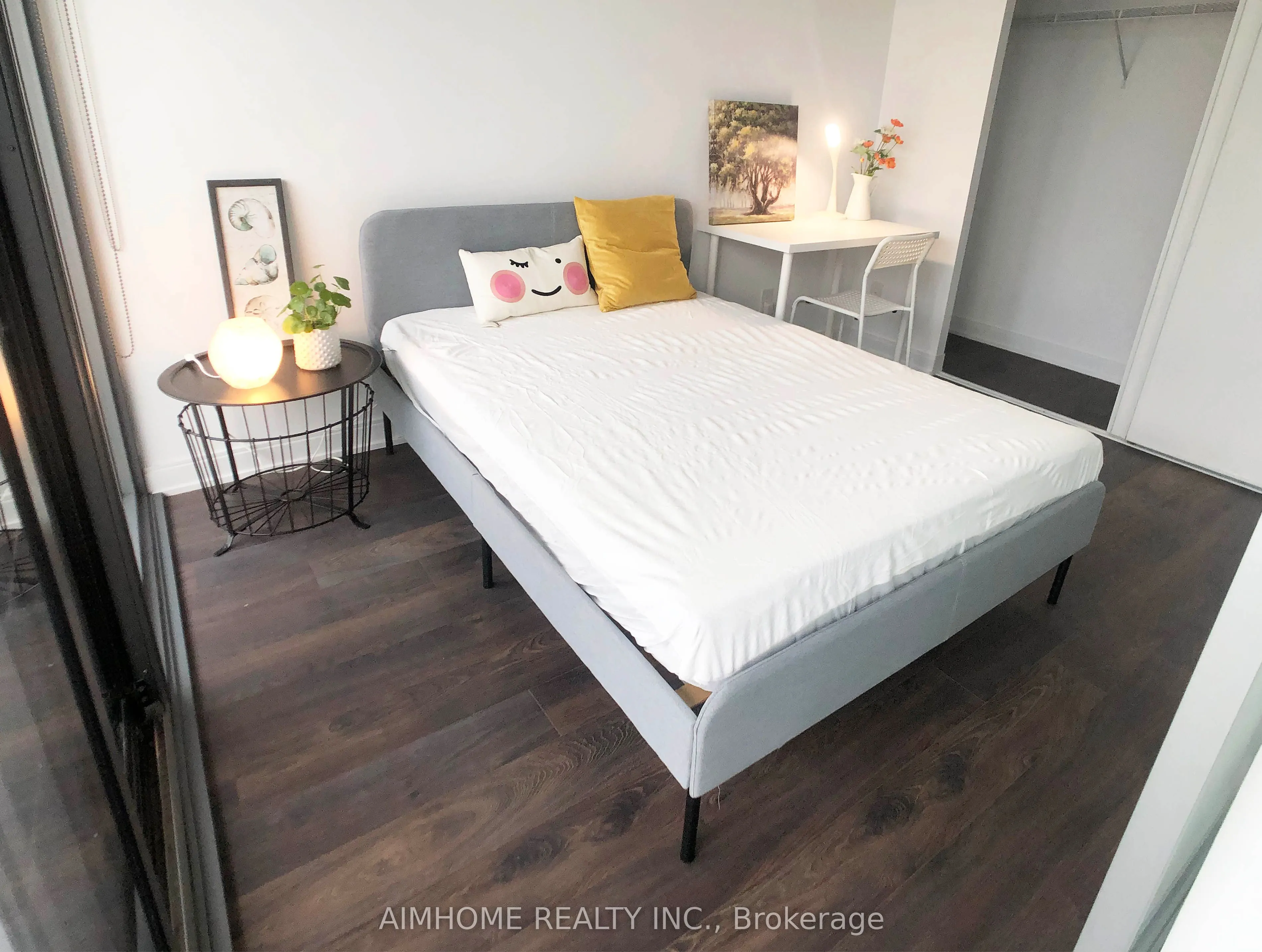 50 Charles Street E, #2315