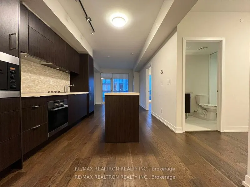 21 Widmer Street, #3712